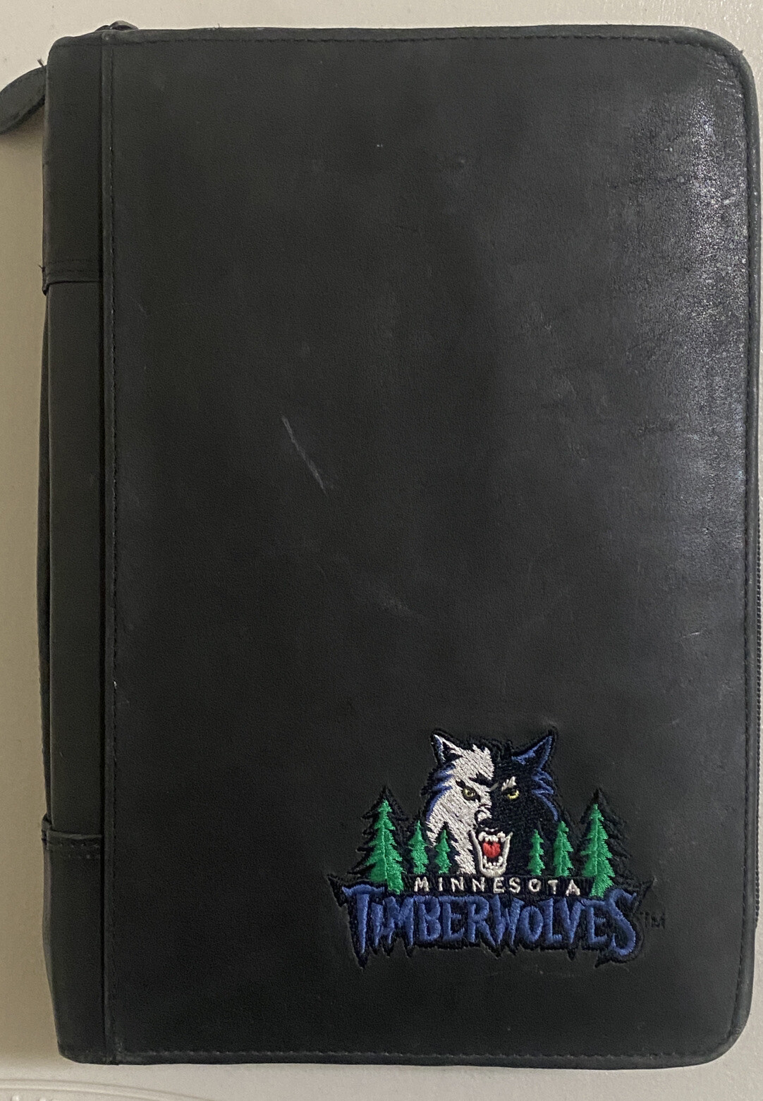 Wilsons Leather Minnesota Timberwolves Black 3 Ring Planner 10.25