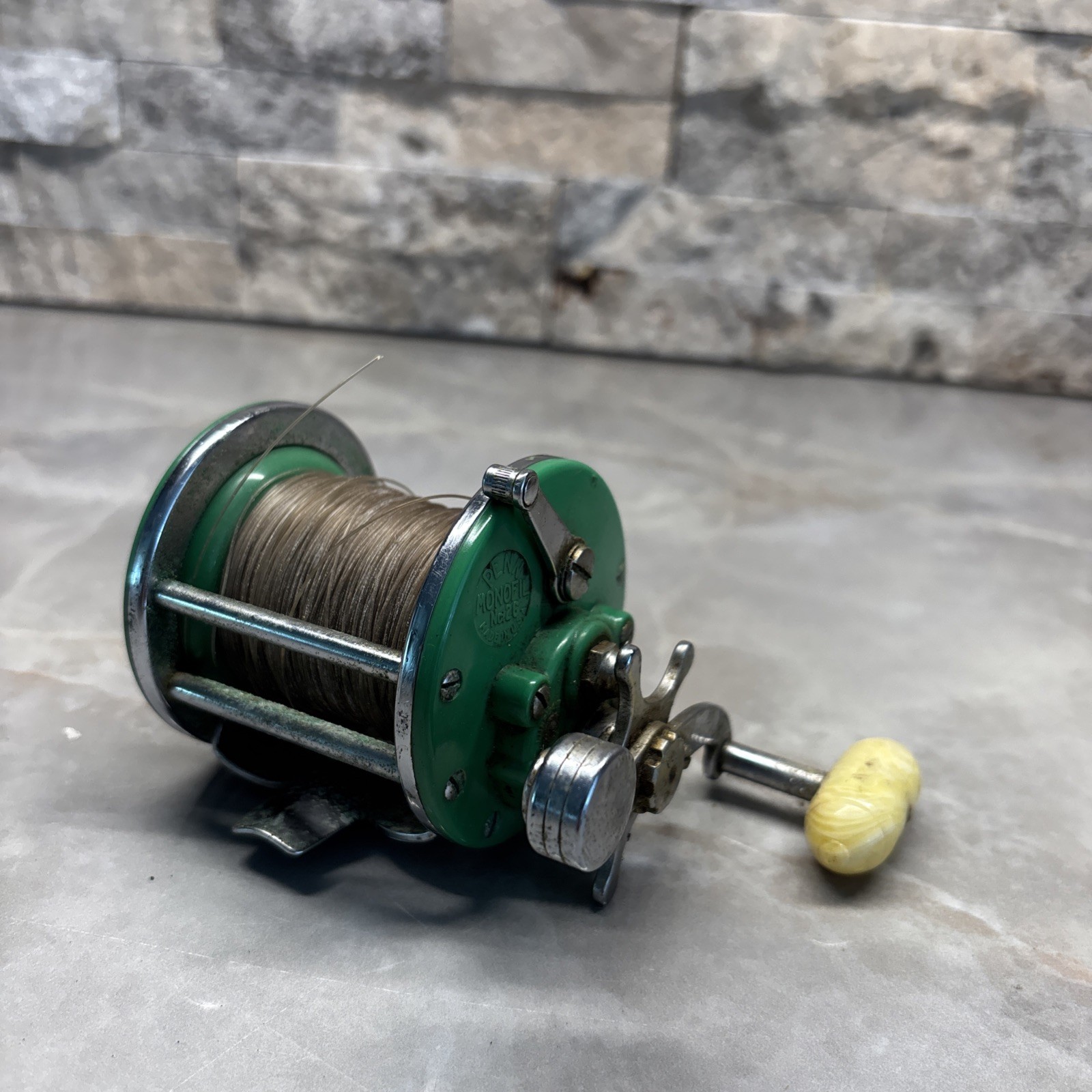 Vintage PENN Monofil No. 26 Conventional Fishing Reel Rare Green #CR56 Vintage PENN Monofil No. 26 Conventional Fishing Reel Rare Green #CR56