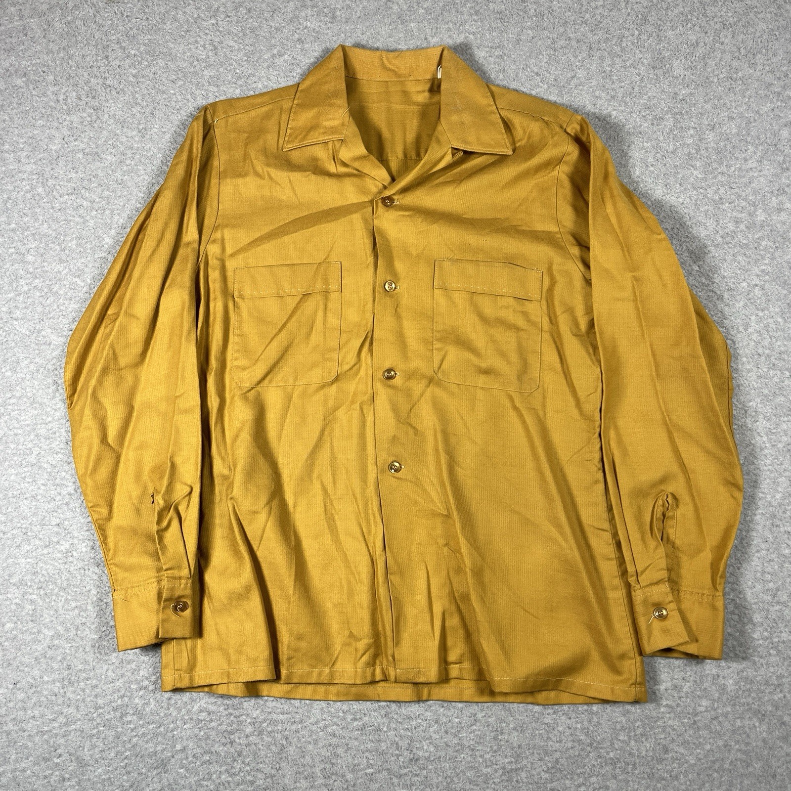 Vintage 60s Shirt Mens Small Yellow Rayon Blend Loop Collar Button Up Long Sleev