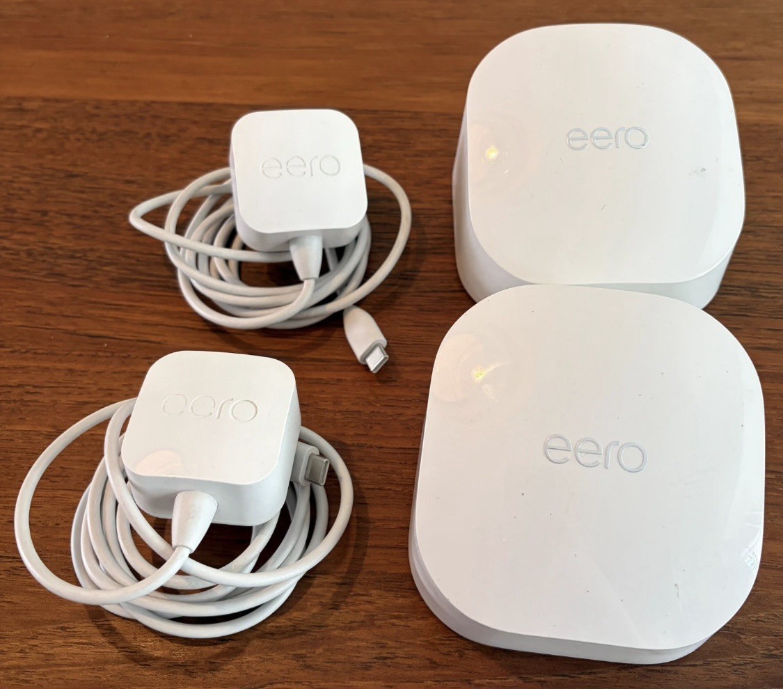 eero 6 Dual Band Wi-Fi 6 Router Mesh System - White (2-Pack) eero 6 Dual Band Wi-Fi 6 Router Mesh System - White (2-Pack)