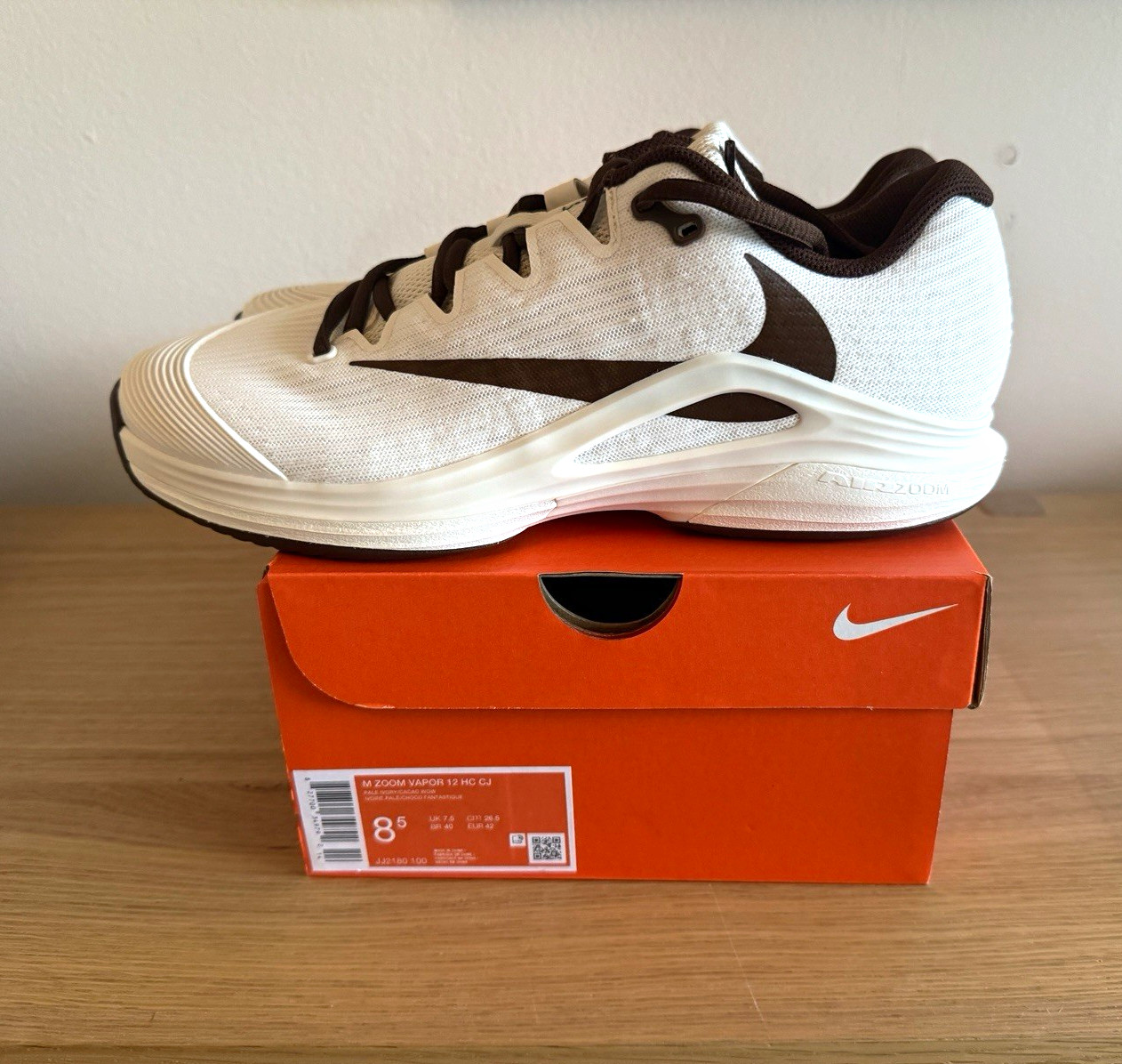 Nike Court Air Zoom Vapor 12 HC Travis Scott Pale Ivory men’s US 8.5 Medium Nike Court Air Zoom Vapor 12 HC Travis Scott Pale Ivory men’s US 8.5 Medium
