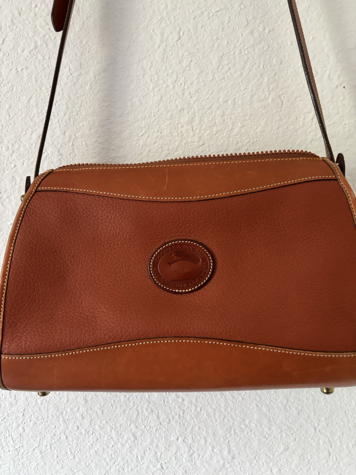 Dooney Bourke Medium Leather Bag Tan Dooney Bourke Medium Leather Bag Tan