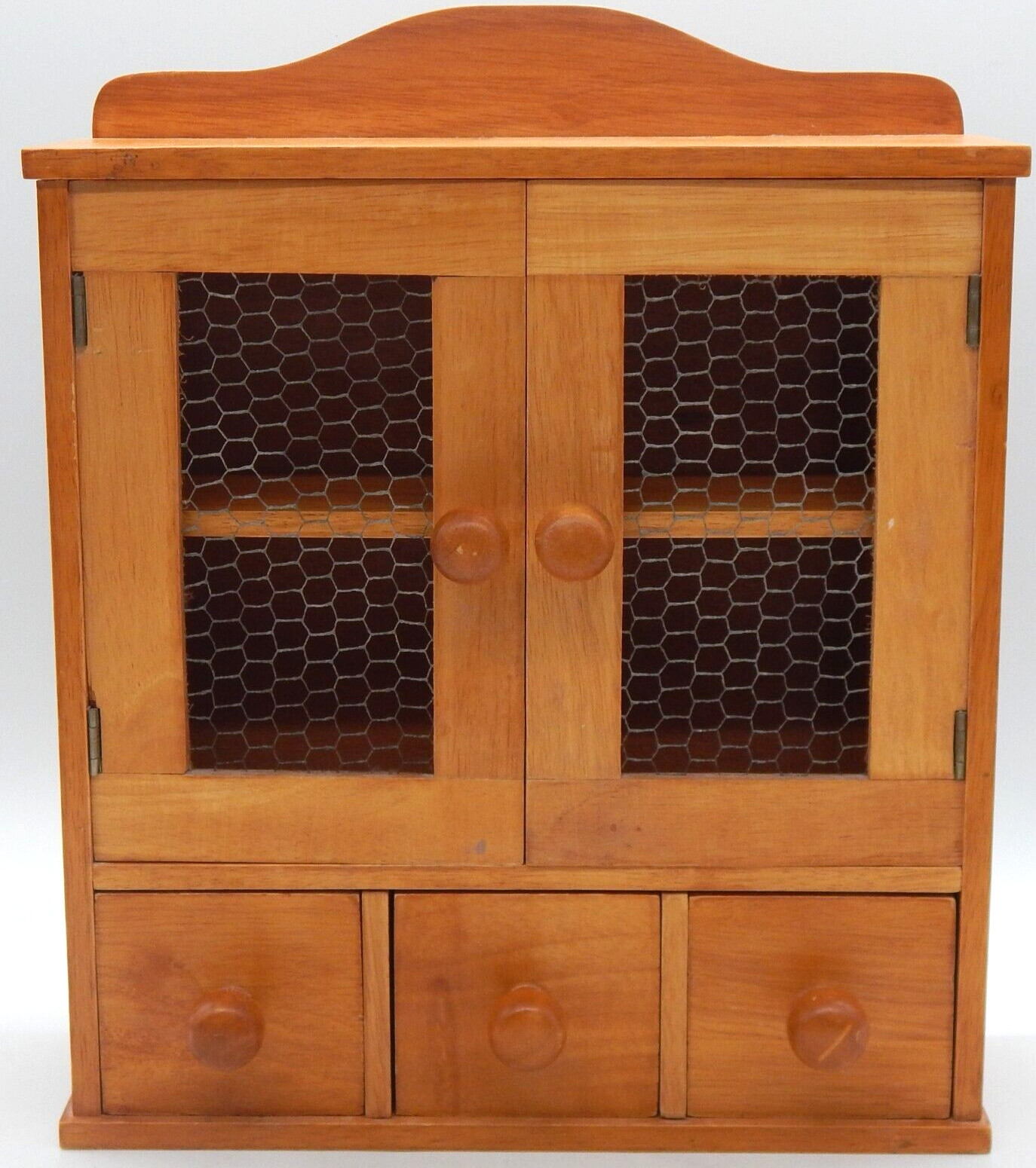 VTG Winsome Wood Farmhouse Wall Cabinet Chicken Wire 2 Door 3 Drawer 17\
