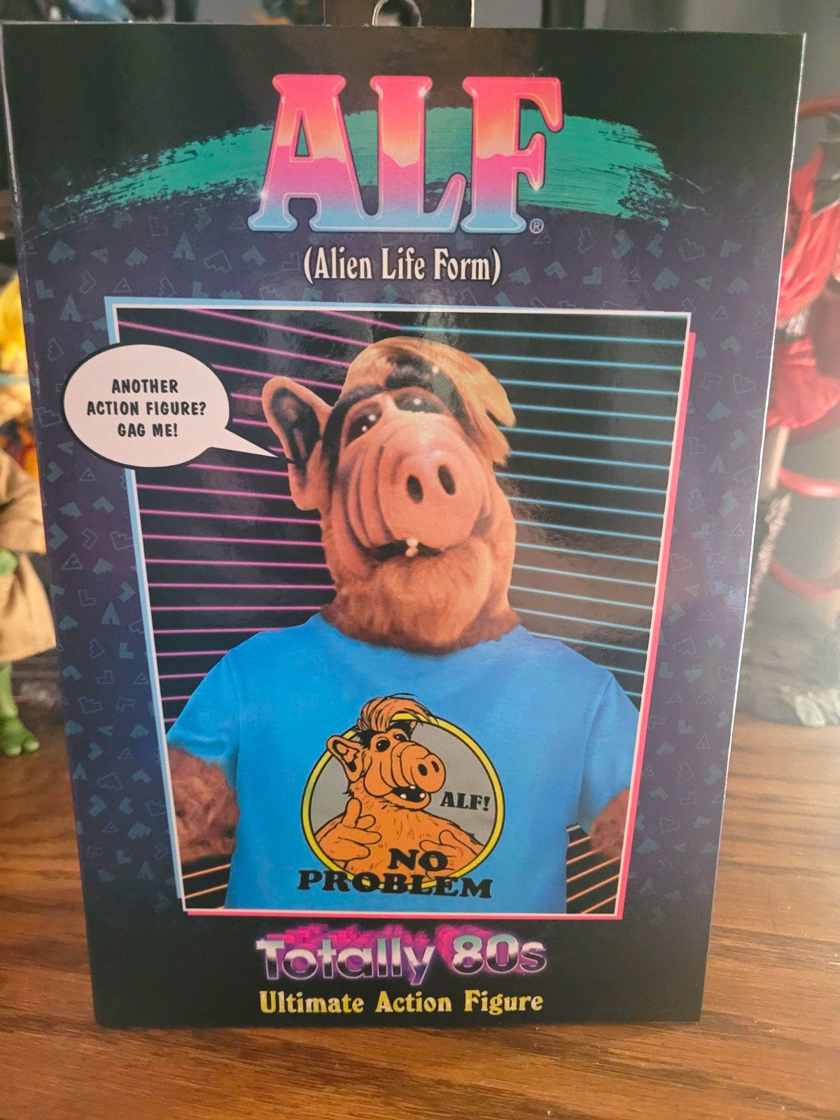 NECA ALF Totally 80s Ultimate Action Figure Boxed w/ Pizza Box NECA ALF Totally 80s Ultimate Action Figure Boxed w/ Pizza Box