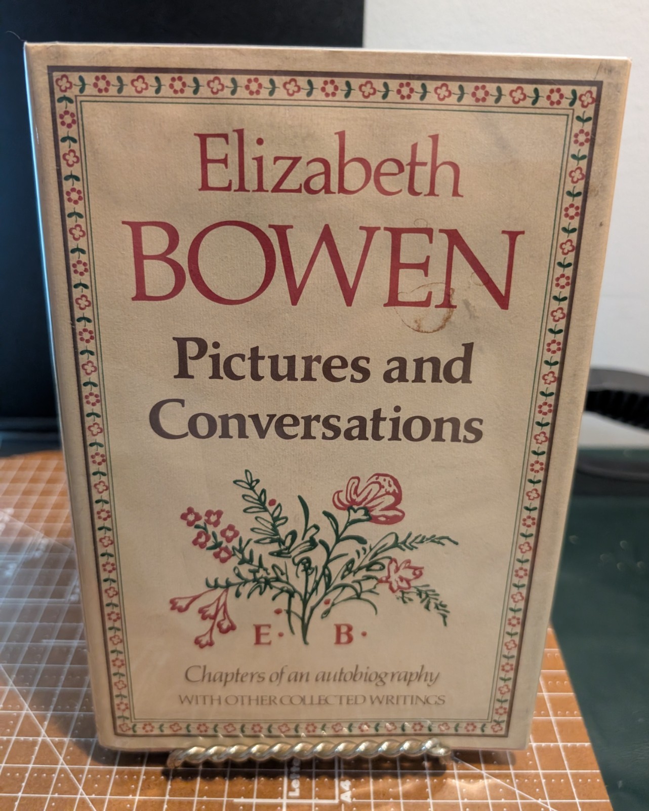 Elizabeth Bowen Pictures and Conversations 1st Edition 1974 Hardcover DJ Knopf