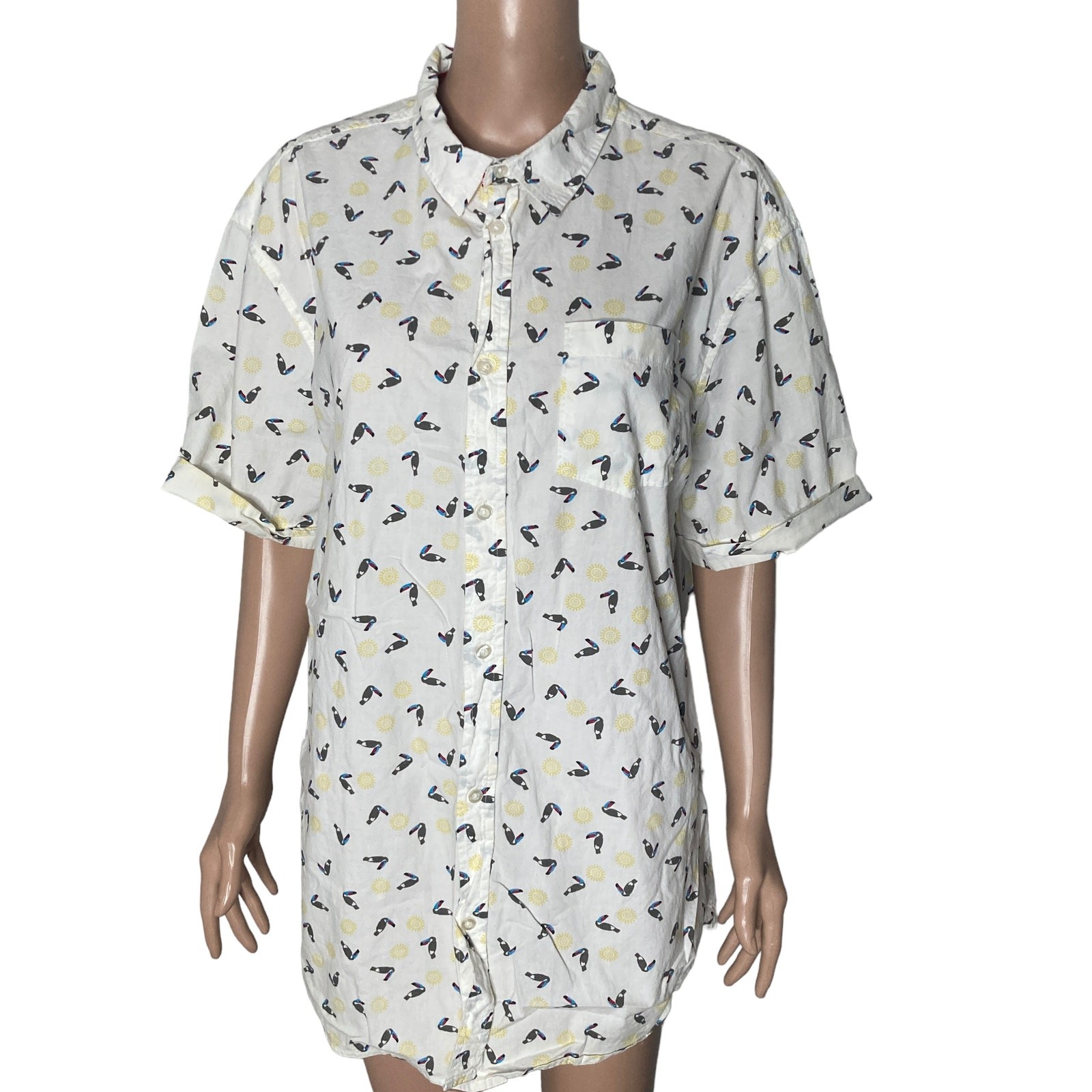 Carbon Shirt Mens XL White Tuscan Print Button Front 