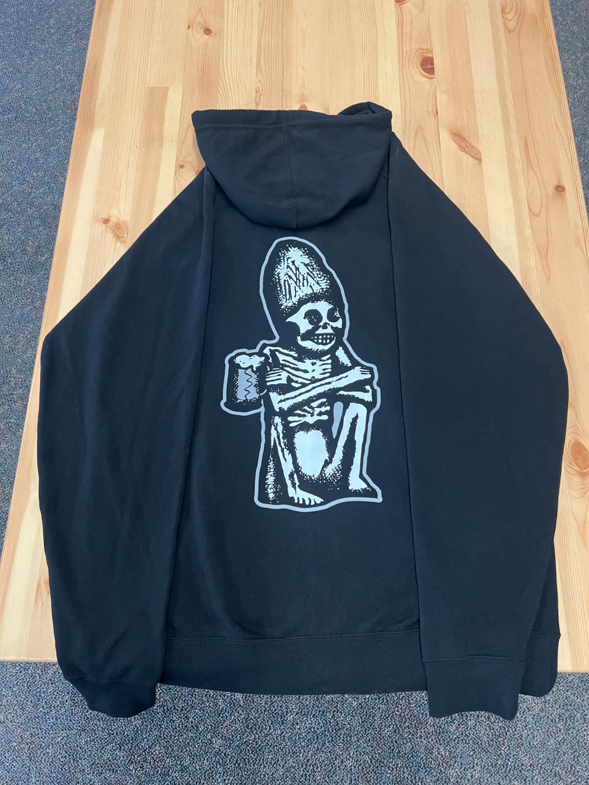 Rare Brand New Rogue Brewing Dead Guy Hoodie Large Black
