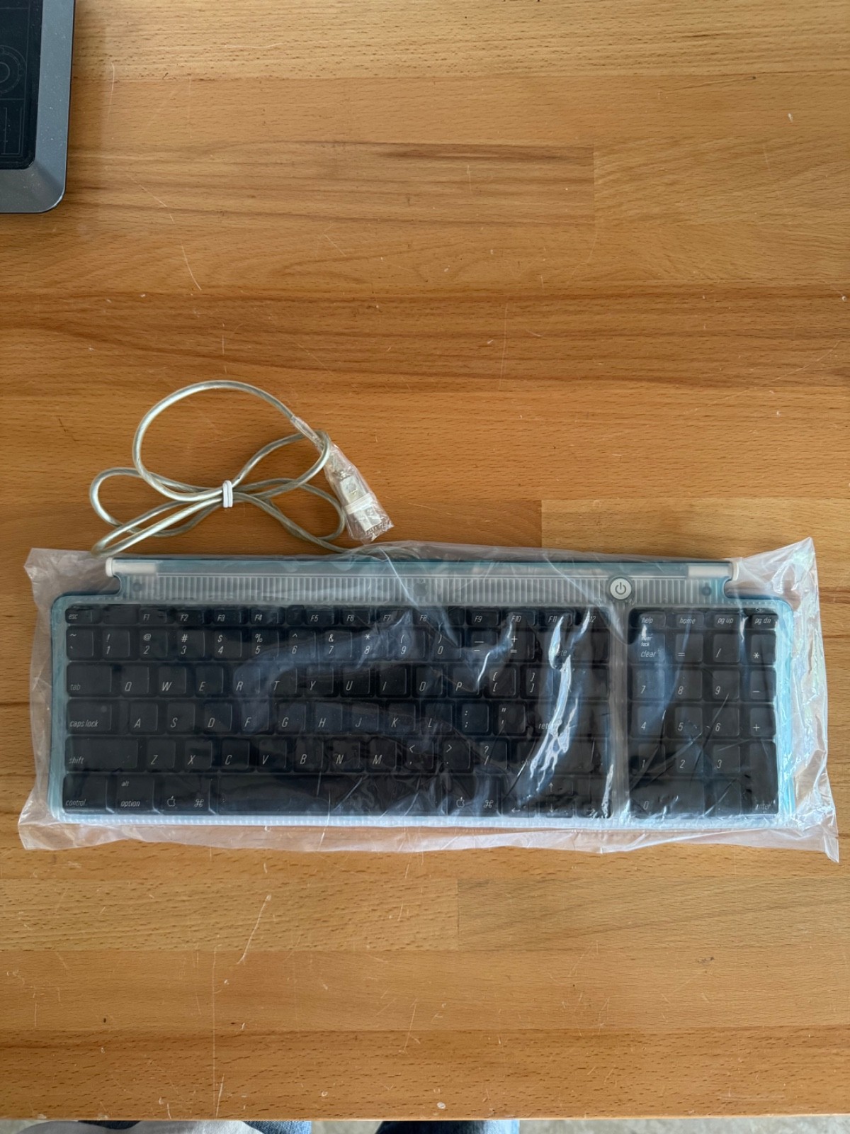 NOS (new old stock) Apple USB Keyboard M2452 Bondi/Teal Blue iMac G3 G4 NOS (new old stock) Apple USB Keyboard M2452 Bondi/Teal Blue iMac G3 G4