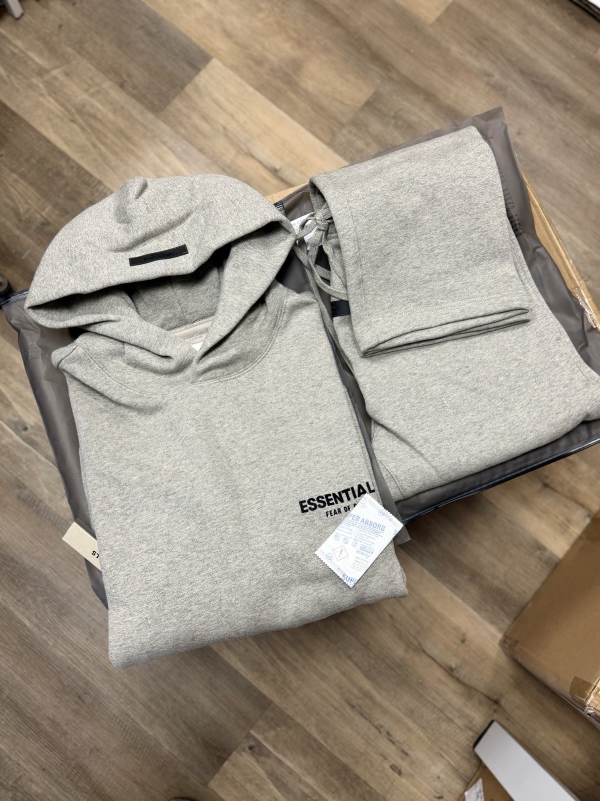 Essentials Fear Of God 2-Piece Fleece Set Hoodie & Sweatpants dark oatmeal