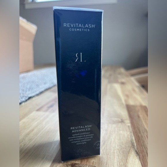 RevitaLash ADVANCED Eyelash Conditioner Full Size 3.5mL / 118 Fl oz NEW, SEALED RevitaLash ADVANCED Eyelash Conditioner Full Size 3.5mL / 118 Fl oz NEW, SEALED