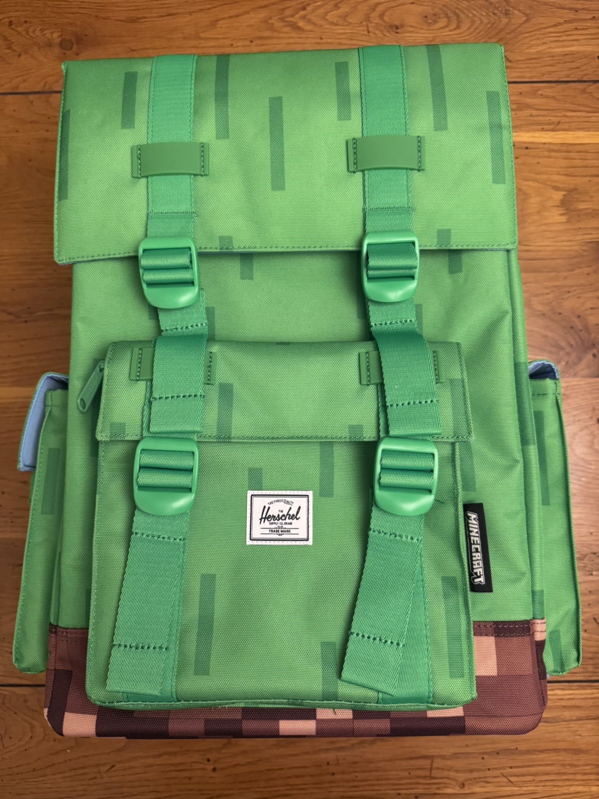 Herschel x Minecraft Grass Block Geometric Cube Little America Backpack LIMITED Herschel x Minecraft Grass Block Geometric Cube Little America Backpack LIMITED