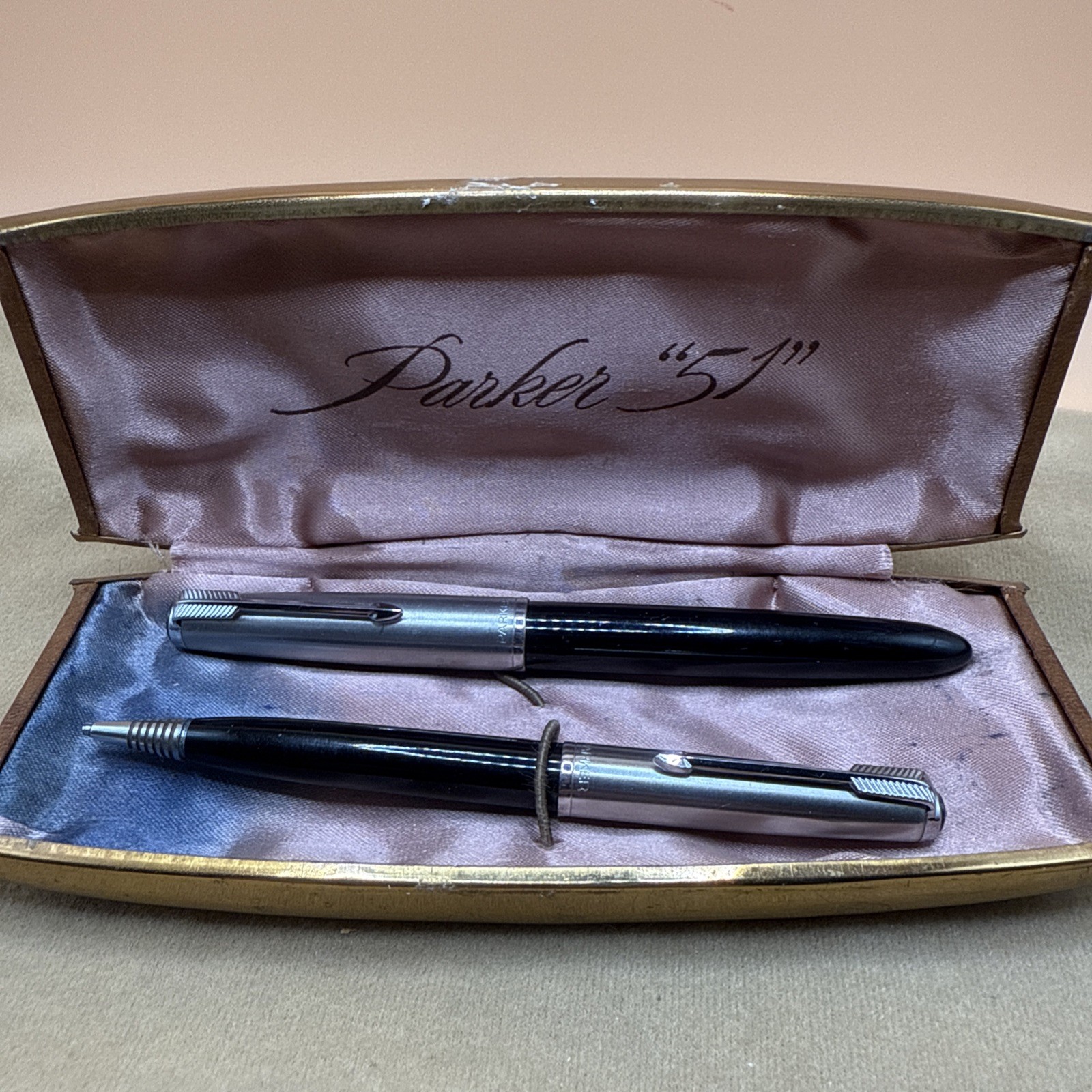 Parker 51 Vintage Pencil And Fountain Pen Set with Case Untested Black & Silver Parker 51 Vintage Pencil And Fountain Pen Set with Case Untested Black & Silver