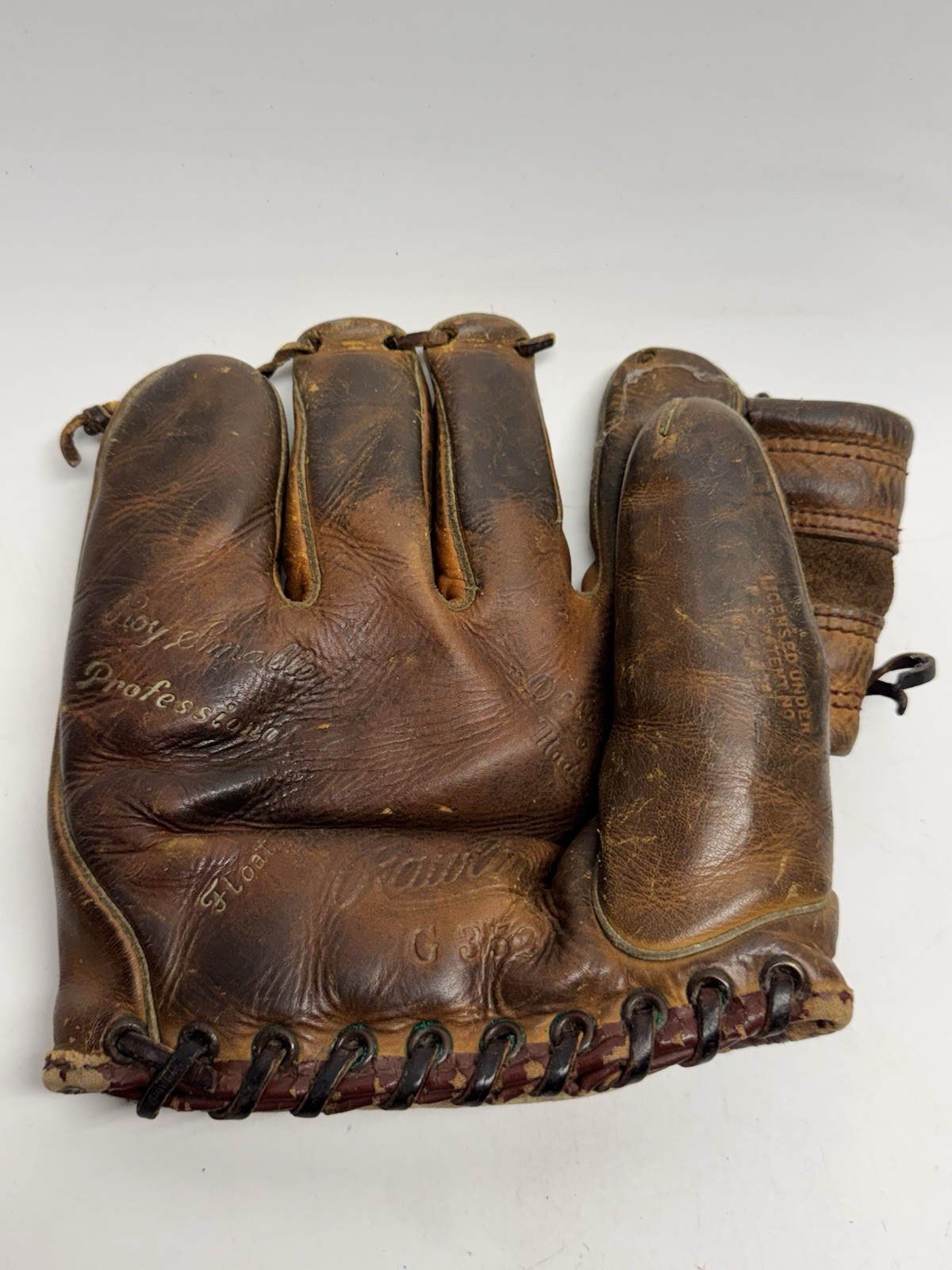VINTAGE 1940\'s Rawlings G350 Kirby \
