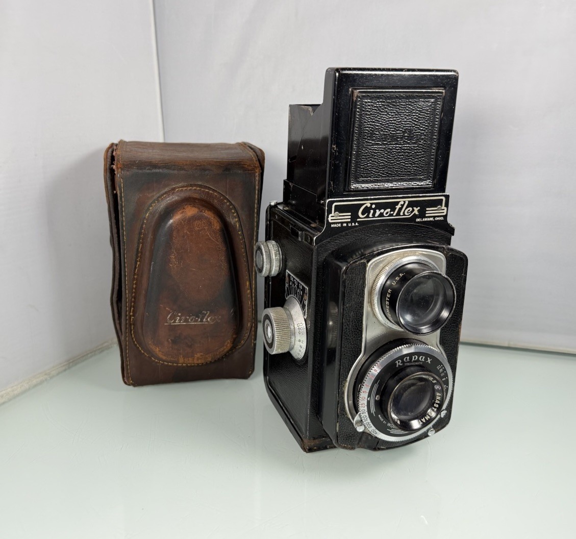 Vintage Graflex Ciro Flex TLR Camera w/ Wollensak 85mm F3.5 Lens - Rapax Shutter
