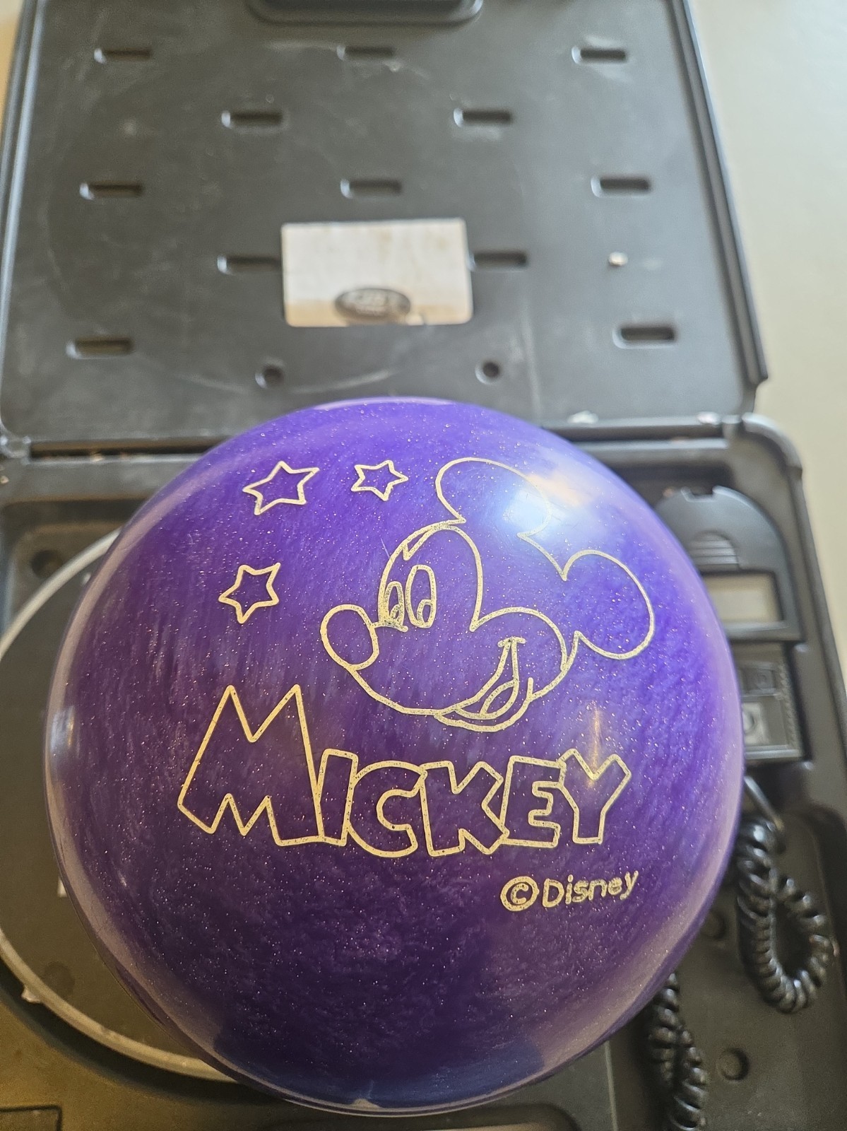 vintage walt disney Mickey brunswick  bowling ball 10 lbs