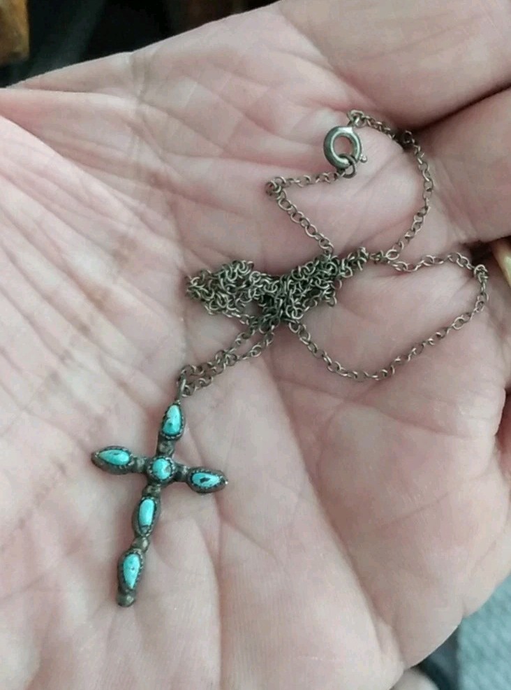Vintage Sterling Navajo Cross Handmade Turquoise And 18 Inch Sterling Chain Vintage Sterling Navajo Cross Handmade Turquoise And 18 Inch Sterling Chain