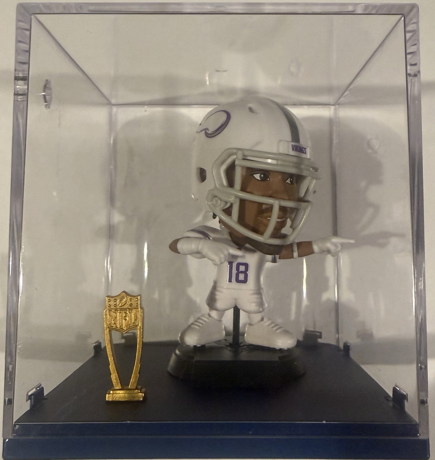 Zuru NFL Ballers #18 Justin Jefferson, RARE. ***Display***** FREE SAME DAY SHIP Zuru NFL Ballers #18 Justin Jefferson, RARE. ***Display***** FREE SAME DAY SHIP