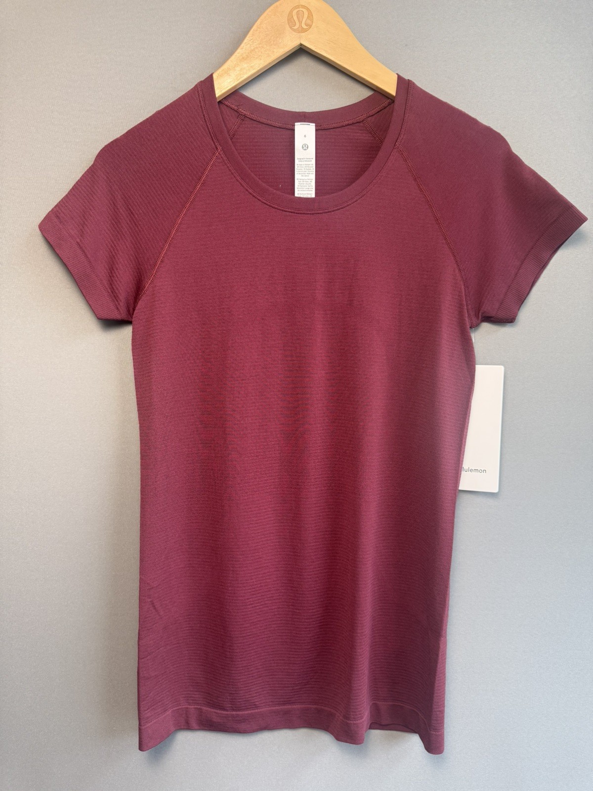 NWT Lululemon Swiftly Tech Short Sleeve 2.0 Burgundy Bay Size 6