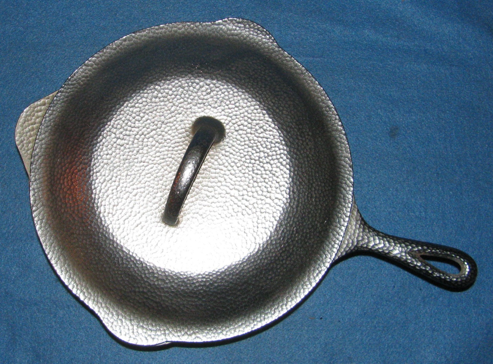 Vintage Lodge No. 8 Hammered Chrome-Plated Cast Iron Skillet⭐