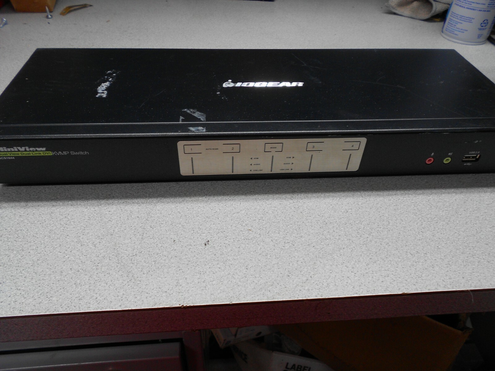 Iogear GCS1644 MiniView 4-Port Dual View Dual-Link DVI KVMP Switch w/Audio + DCC