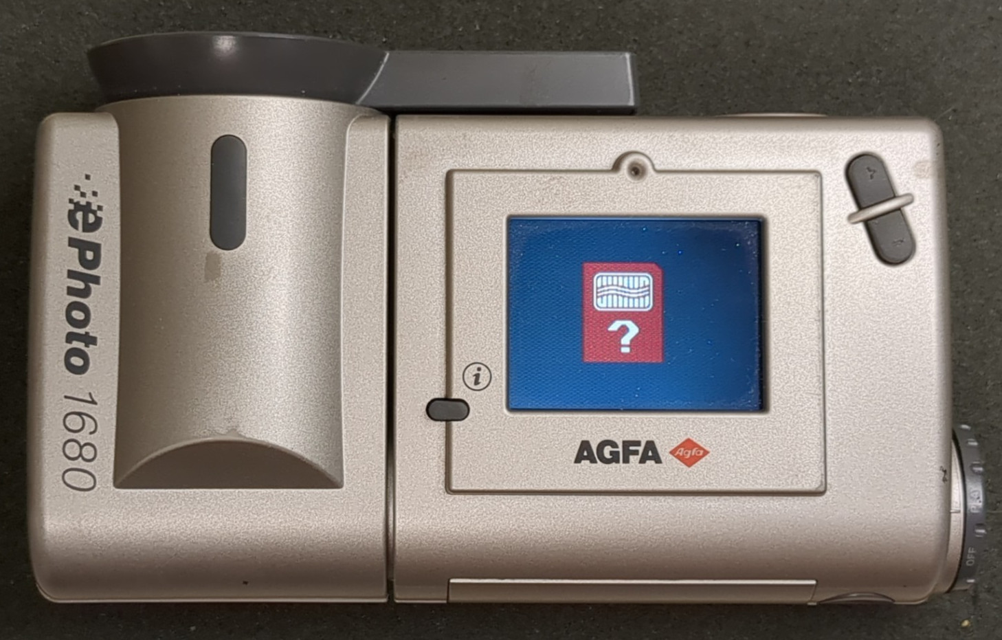 Agfa ePhoto 1680 Digital Camera 1.3MP silver w soft travel case Tested powers on