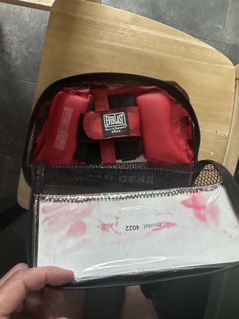 Everlast Model 4022 Boxing Headgear Everlast Model 4022 Boxing Headgear