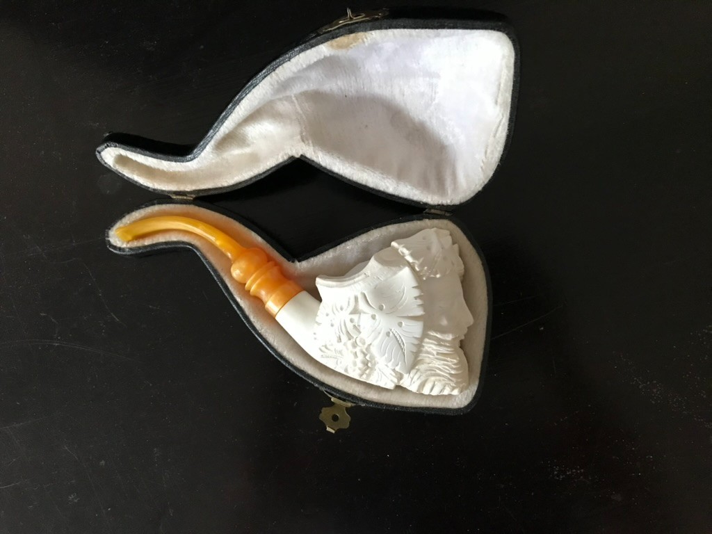 Vintage Block Meerschaum Hand Carved Pipe of Greek God with Custom Case Unsmoked Vintage Block Meerschaum Hand Carved Pipe of Greek God with Custom Case Unsmoked
