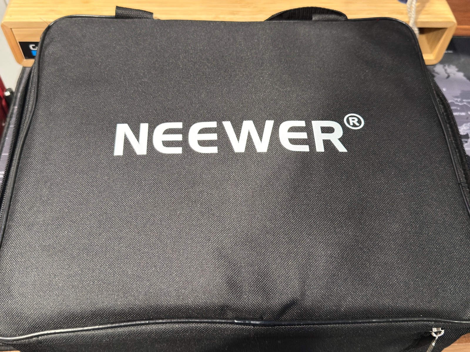 NEEWER MS150C RGB Light “Carrying Bag” NEEWER MS150C RGB Light “Carrying Bag”