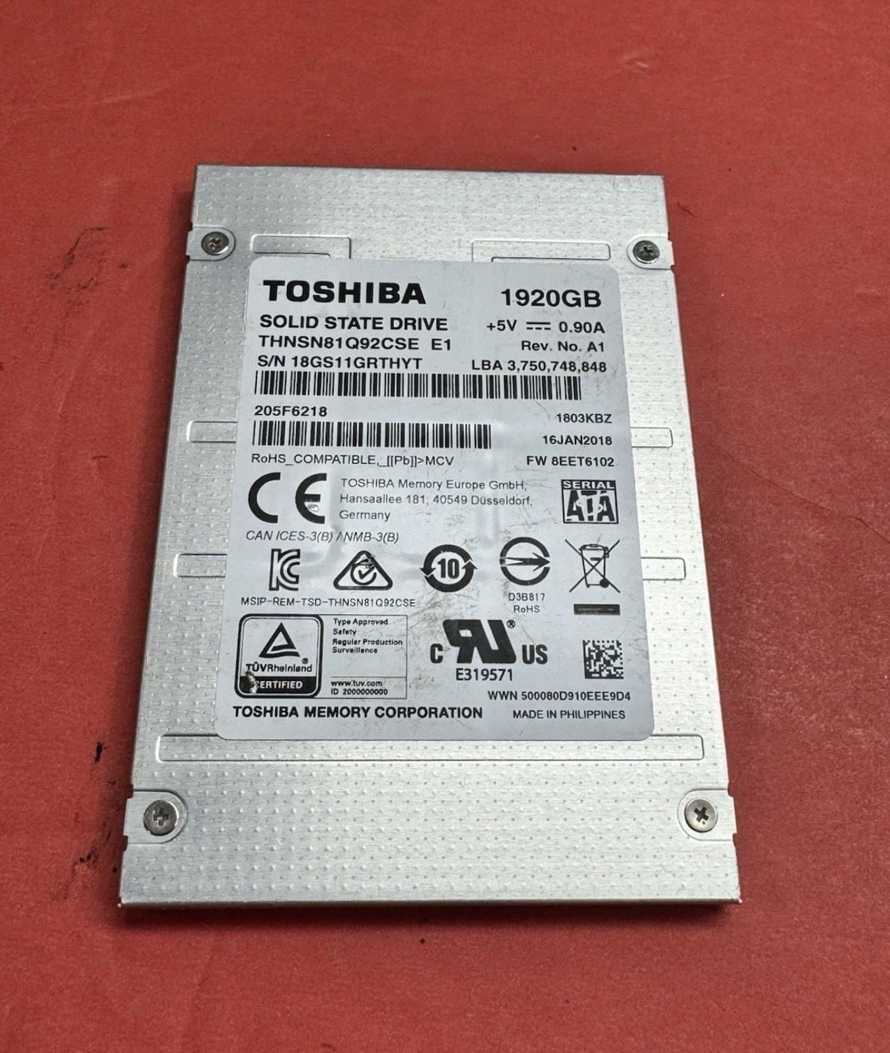 Toshiba THNSN81Q92CSE 1920GB SATA 2.5 Solid State Drive