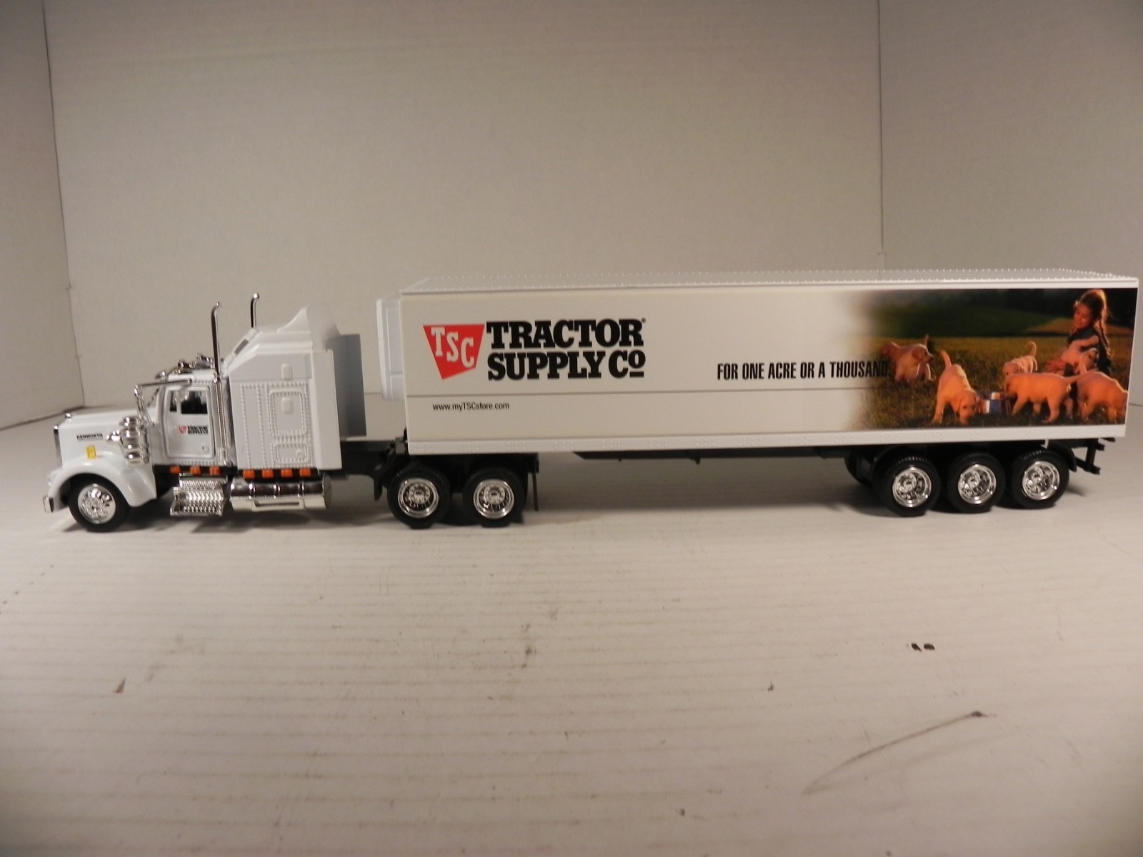 New Ray Kenworthy Truck w Tractor Supply Co. Trailer 
