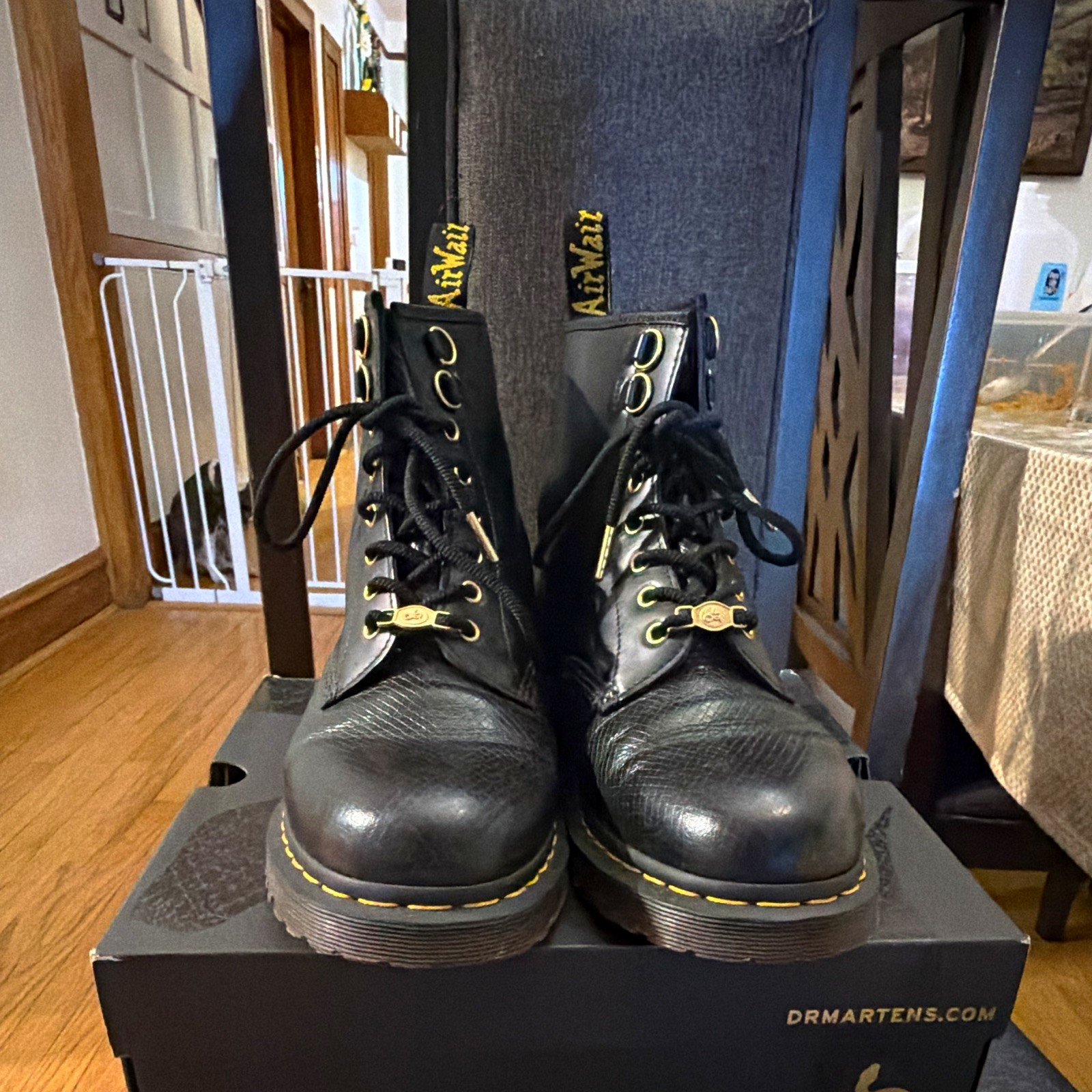 Dr. Martens Year of the Snake Leather Lace-Up Combat Boots Black/Brown 11 Dr. Martens Year of the Snake Leather Lace-Up Combat Boots Black/Brown 11