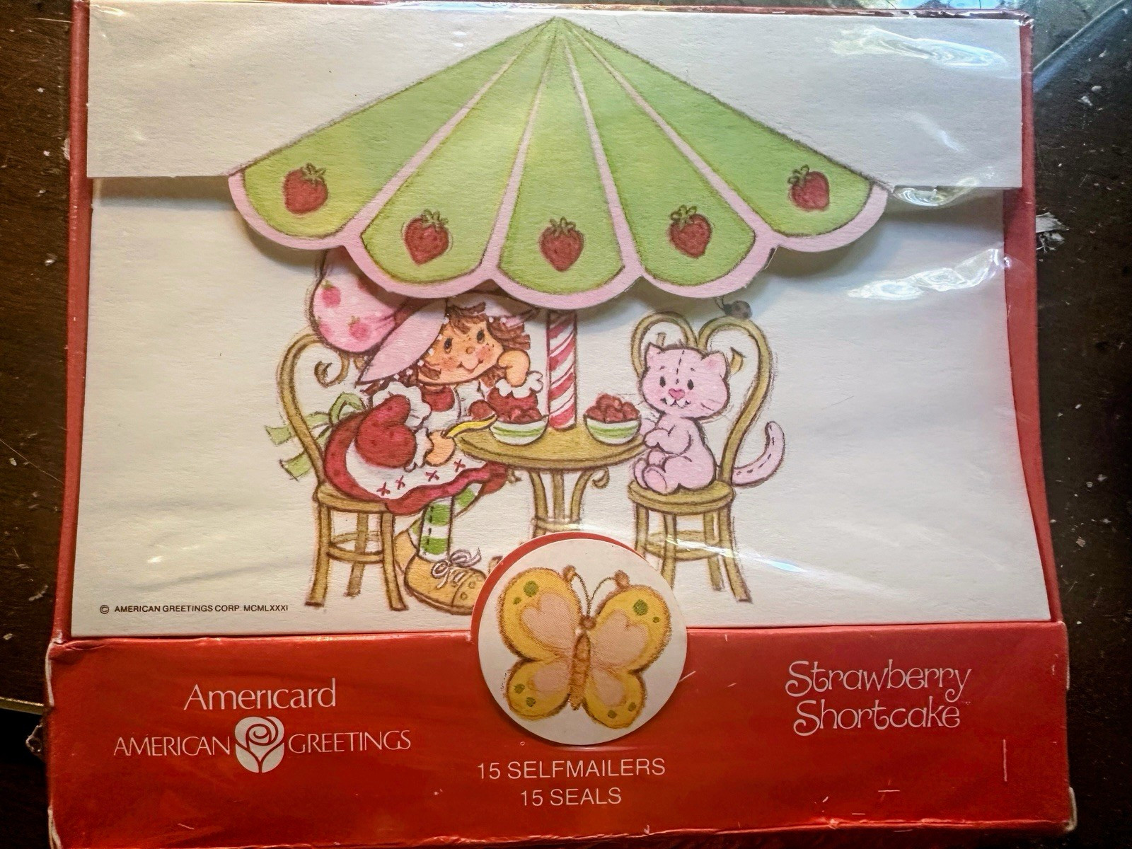 American Greetings Americard Strawberry Shortcake 15ct Self-Mailers Seals