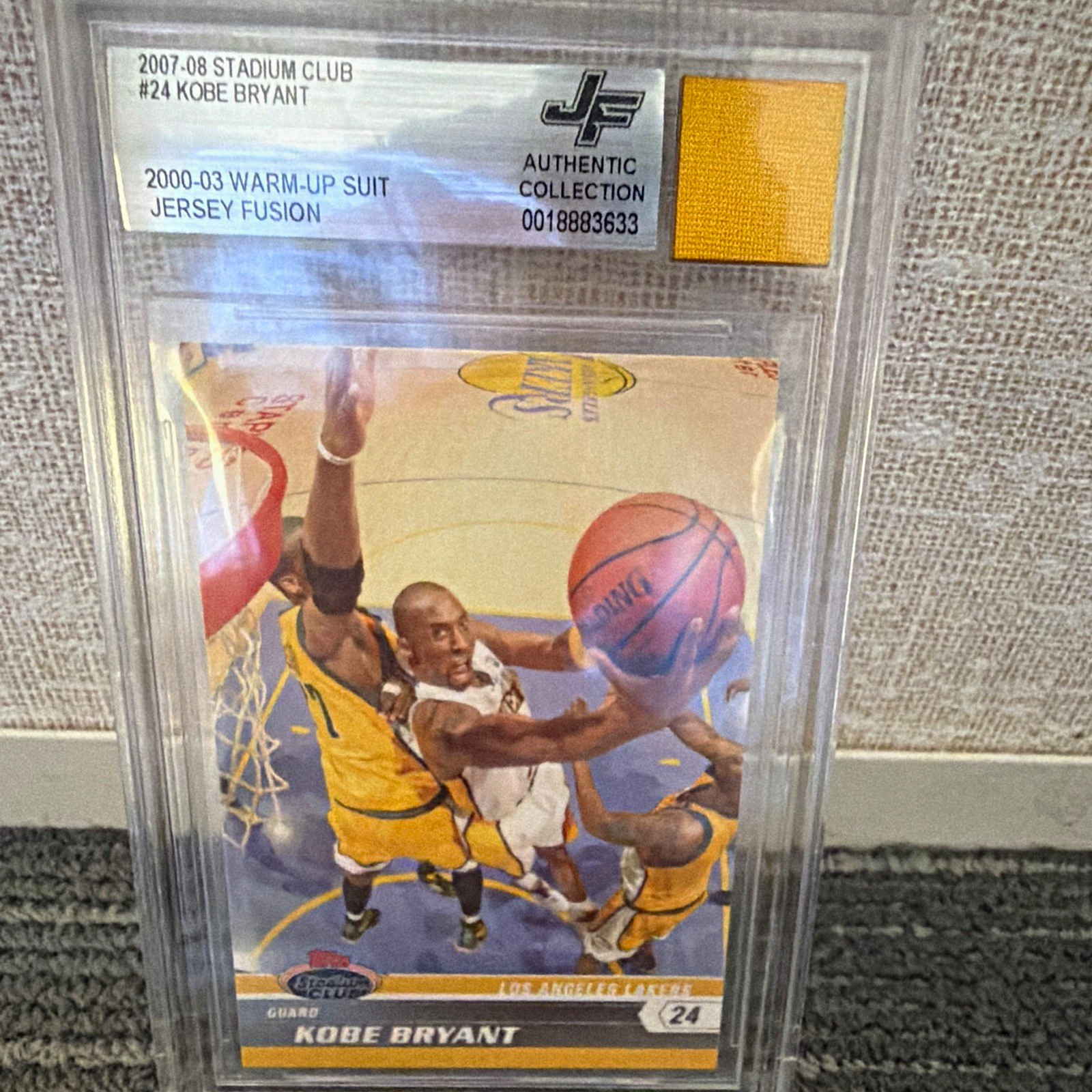 Topps 2007-08 Stadium Club Kobe Bryant #24 Jersey Fusion Memorabilia JSA Lakers