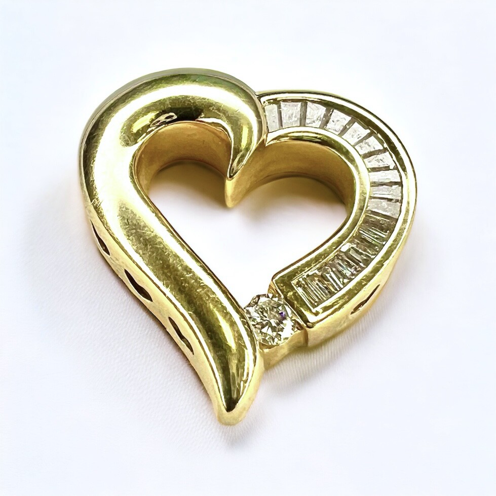Stunning Vintage Estate 14K YG Natural Baguette & Round Diamond Heart Pendant