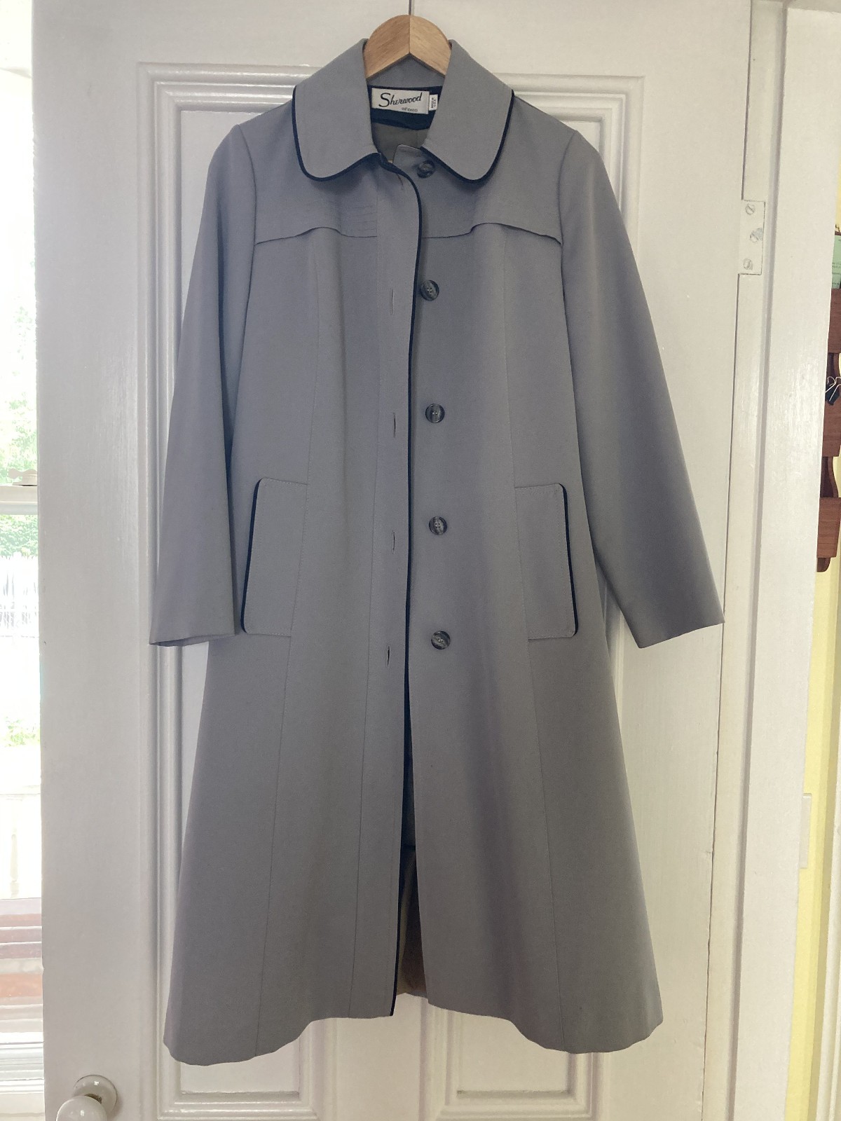 Vintage 60s 70s Sherwood Light Grey Womens Dress Coat.