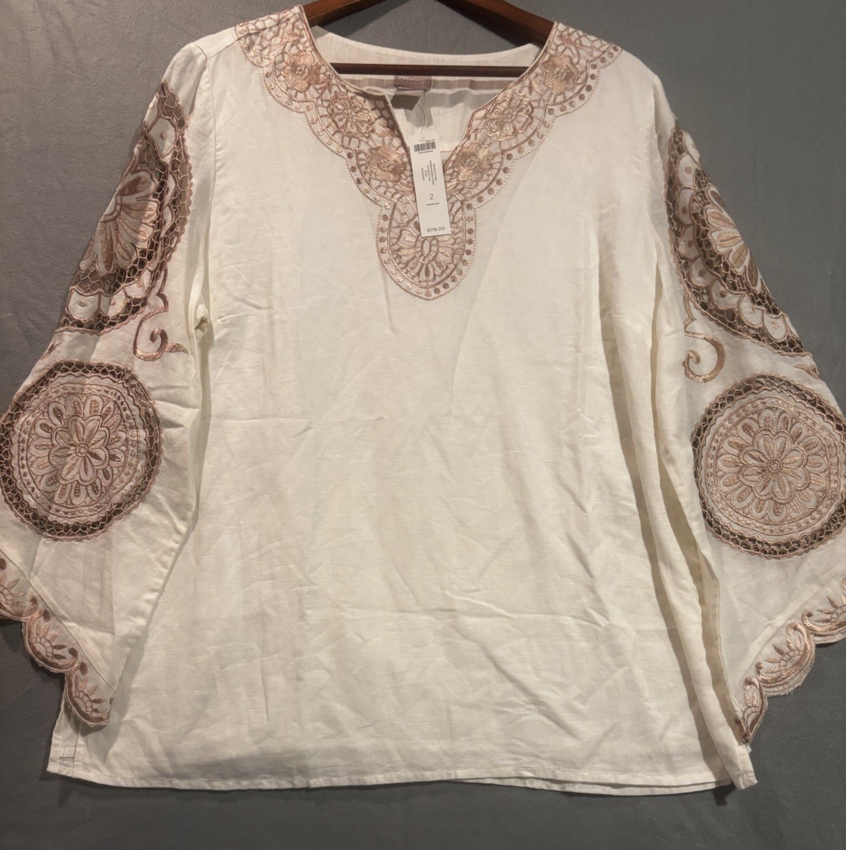 NEW Chico’s Linen Blend Embroidered Tunic Top Women’s Size 2 Bell Sleeve Boho NEW Chico’s Linen Blend Embroidered Tunic Top Women’s Size 2 Bell Sleeve Boho