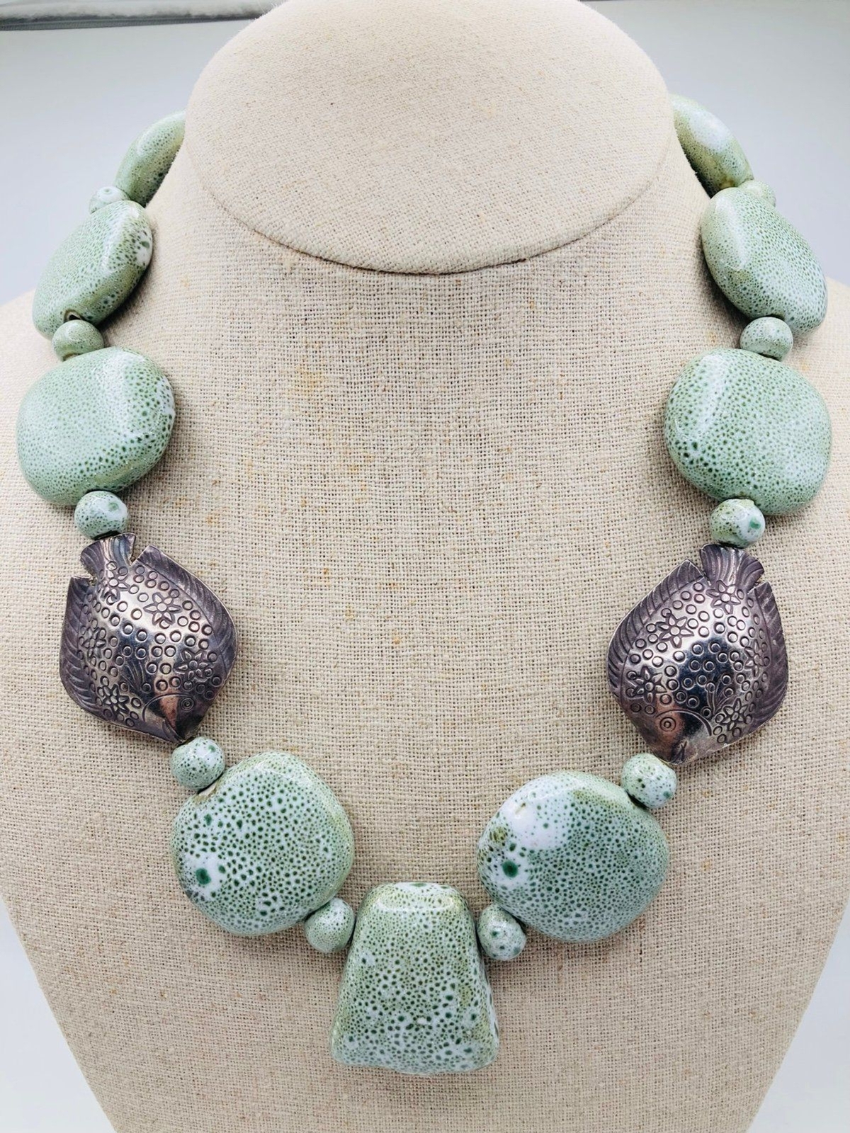 Vintage Heather Outlaw design sterling silver fish ceramic bead Necklace 19\