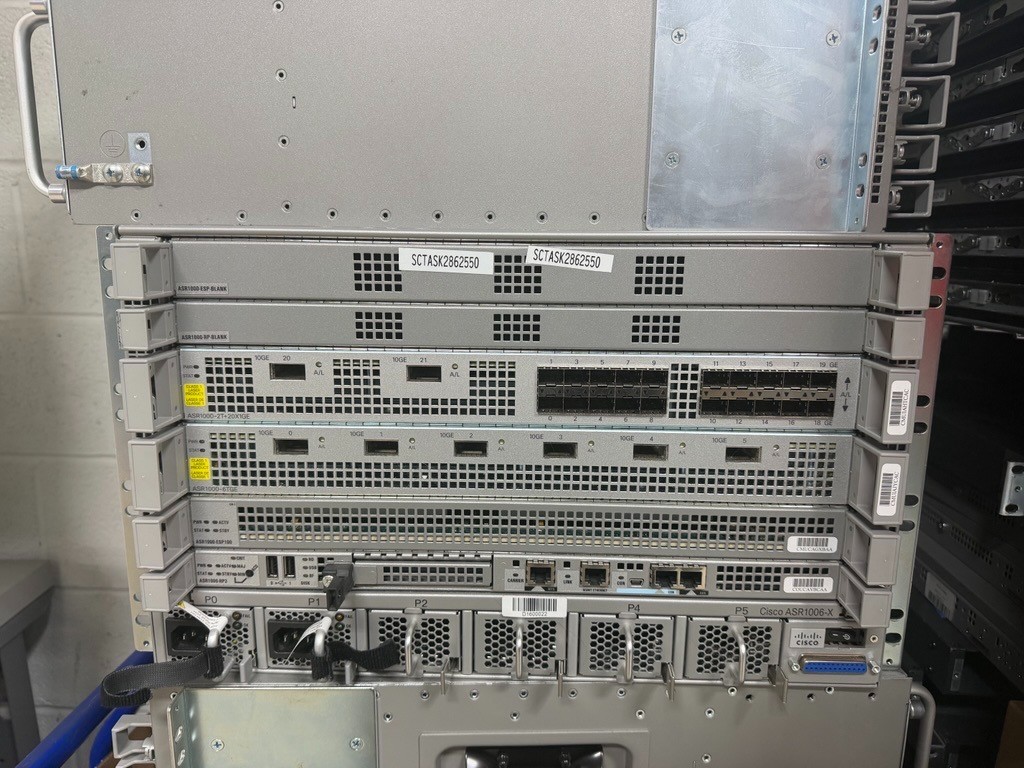 Cisco ASR1006-X Cisco ASR 1000 Routers 100 Gbps ASR1000-6TGE + ASR1000-RP3+ Cisco ASR1006-X Cisco ASR 1000 Routers 100 Gbps ASR1000-6TGE + ASR1000-RP3+