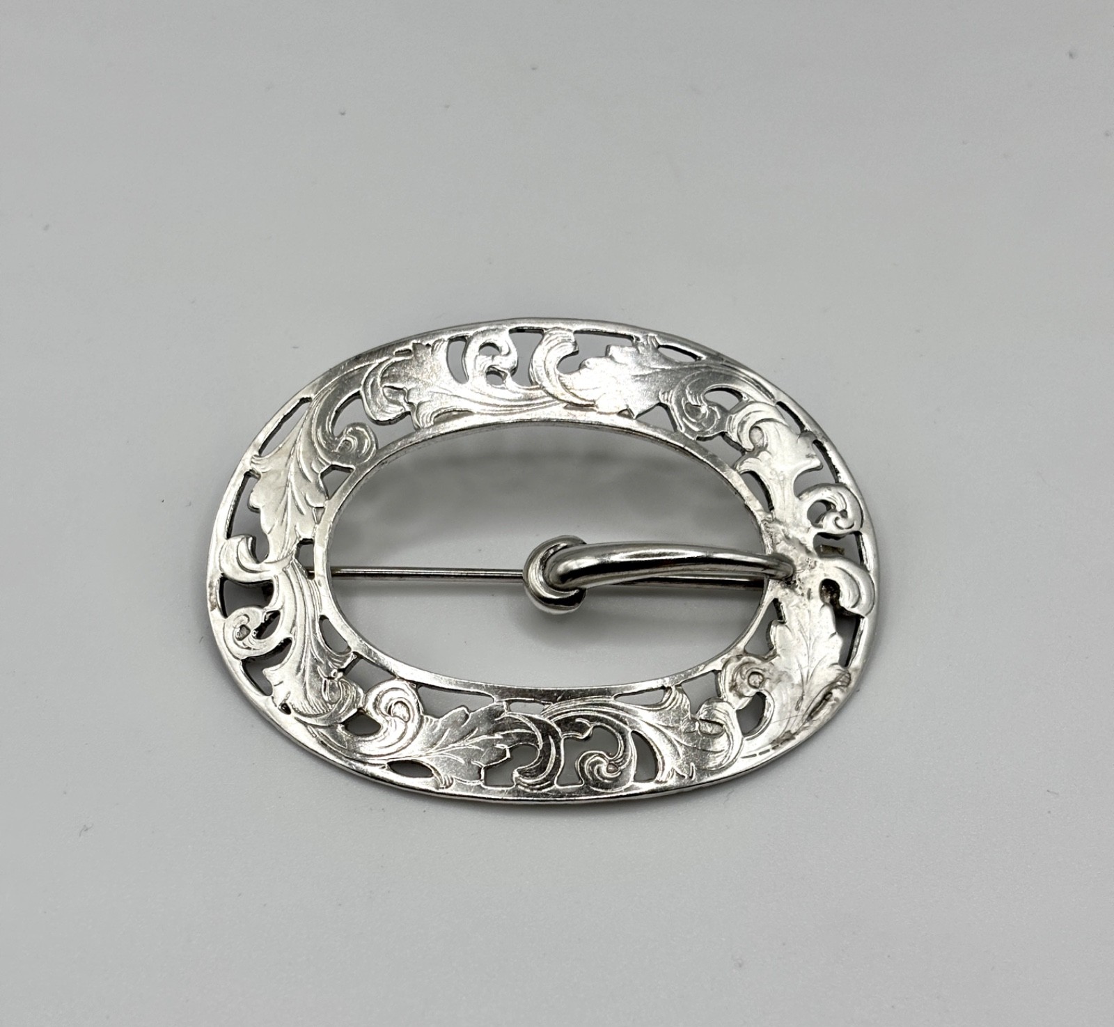 Paye and Baker Sterling Filigree Victorian Pin Paye and Baker Sterling Filigree Victorian Pin