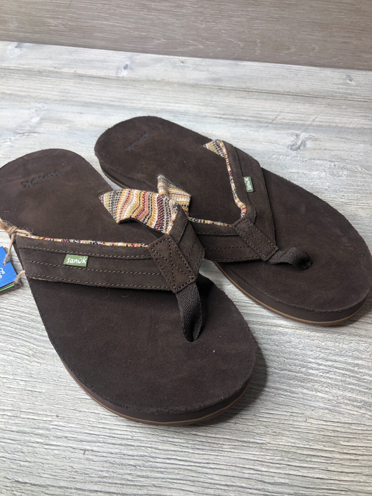 Mens Sanuk Ziggy Suede Flip Flops Sandal Mens Size 11 Brown Brand New