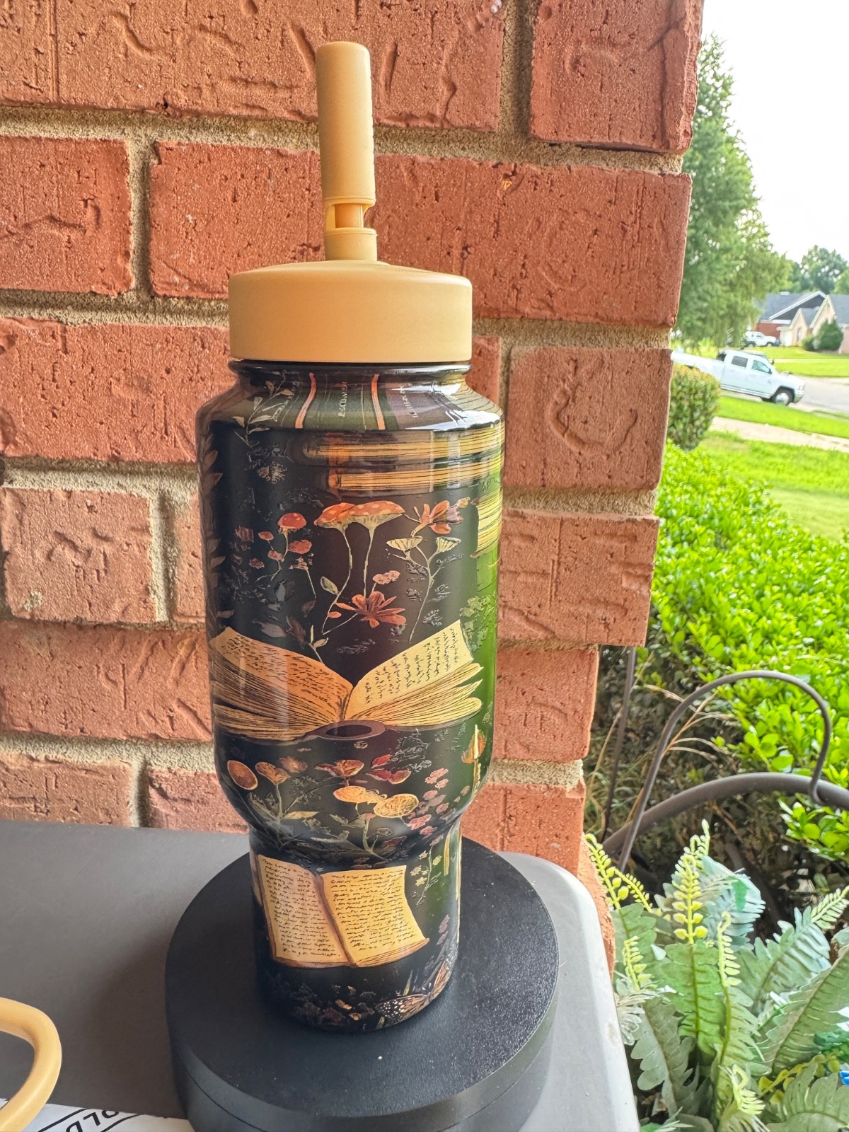 SALE Rare Coldest 24oz Limitless THE READER Leak proof SALE Rare Coldest 24oz Limitless THE READER Leak proof