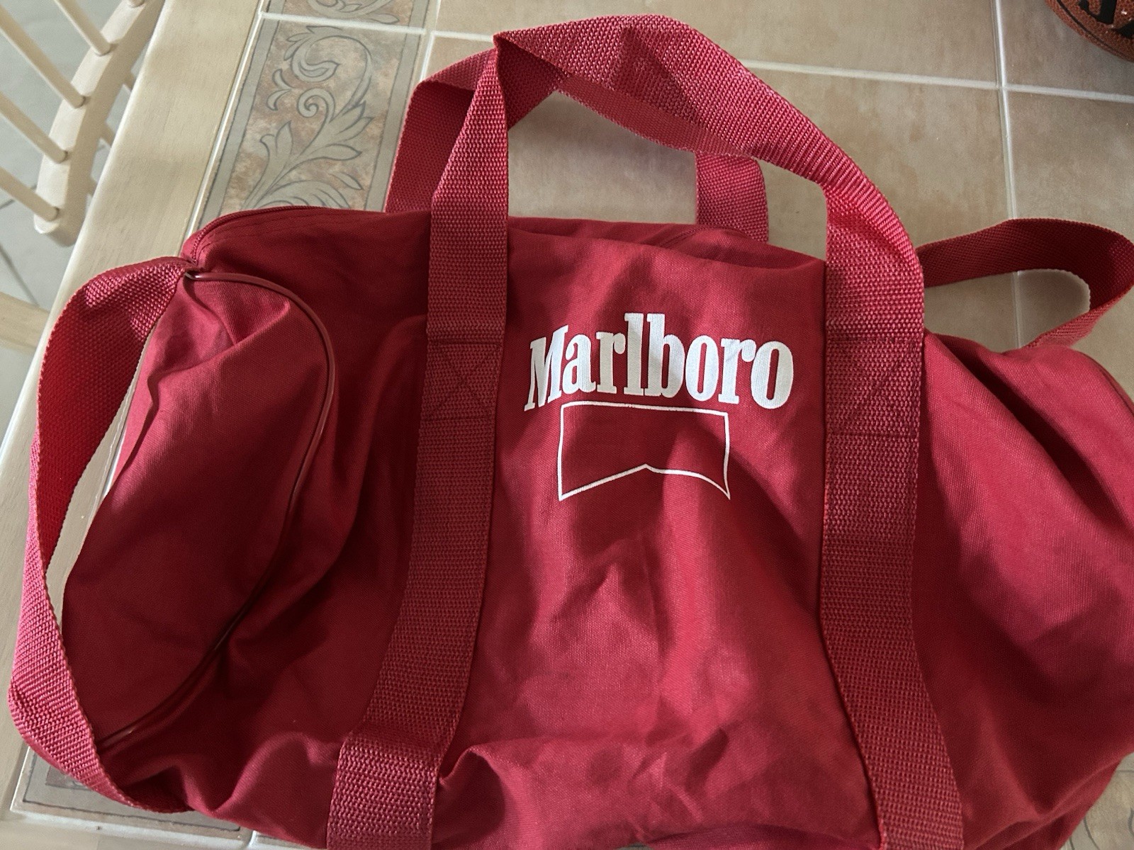 Marlboro Vintage 1987 Red Duffle Travel Bag with Shoulder Strap Marlboro Vintage 1987 Red Duffle Travel Bag with Shoulder Strap