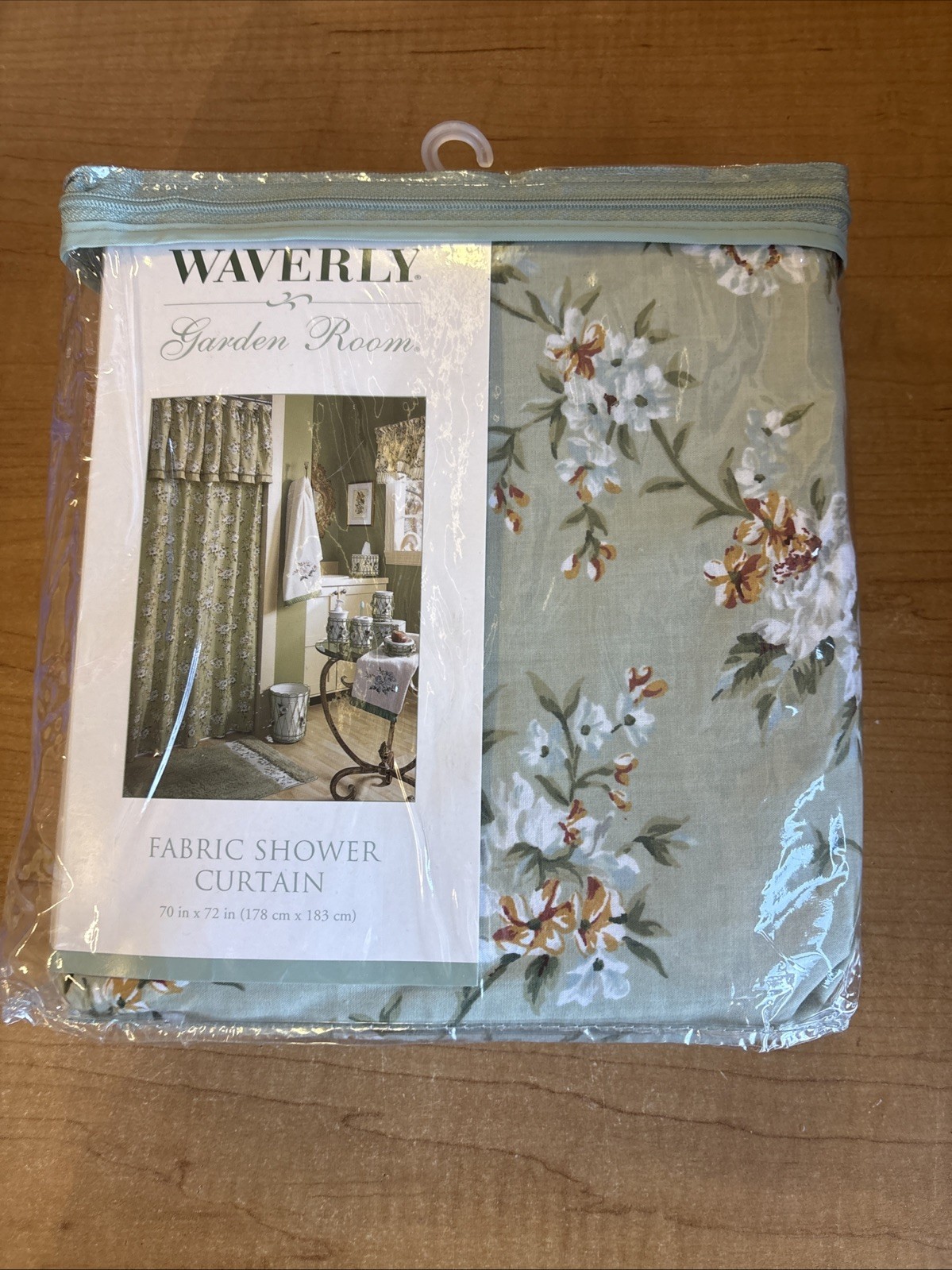 Waverly Vintage Carolina Garden Fabric Shower Curtain NIP Garden Room RARE 💕 Waverly Vintage Carolina Garden Fabric Shower Curtain NIP Garden Room RARE 💕