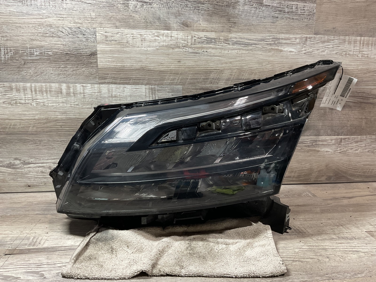 USED - 2023-2025 Nissan Pathfinder L Headlamp - OEM