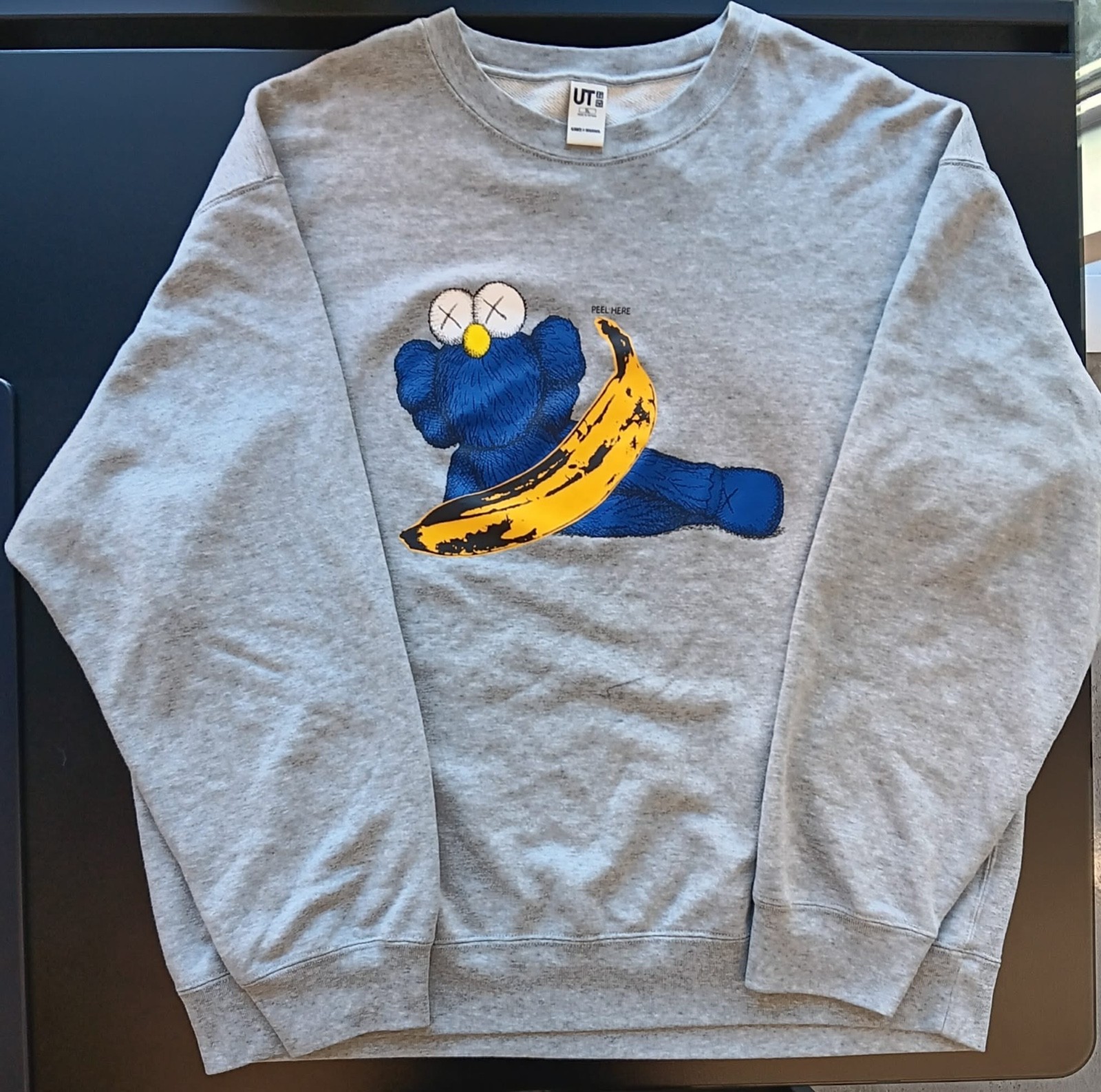 Uniqlo KAWS x Warhol 2024 Grey Sweatshirt Size Mens XL (472951) Uniqlo KAWS x Warhol 2024 Grey Sweatshirt Size Mens XL (472951)
