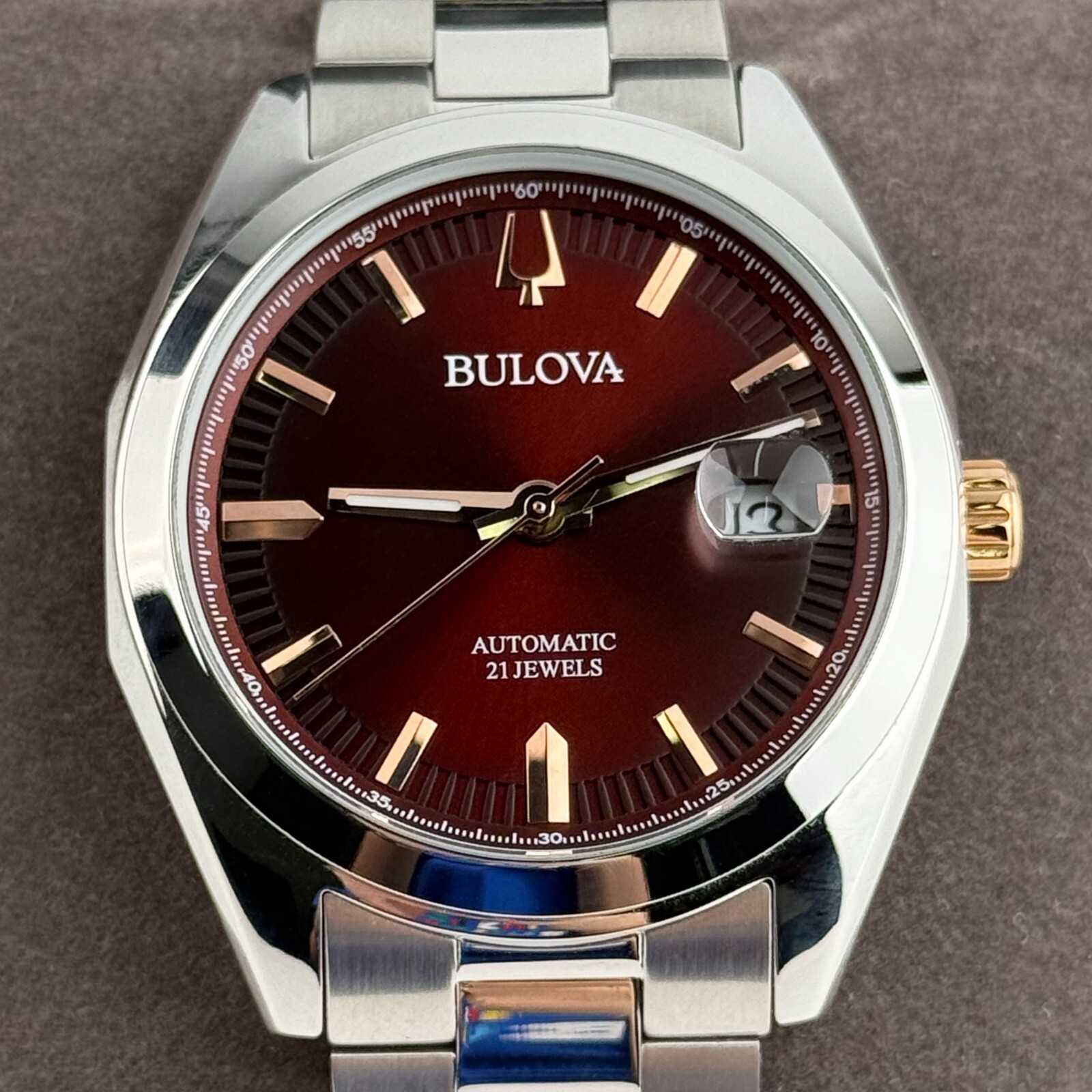 Bulova Surveyor Automatic Watch 39mm Red Dial Stainless Steel Men's Watch 98B422