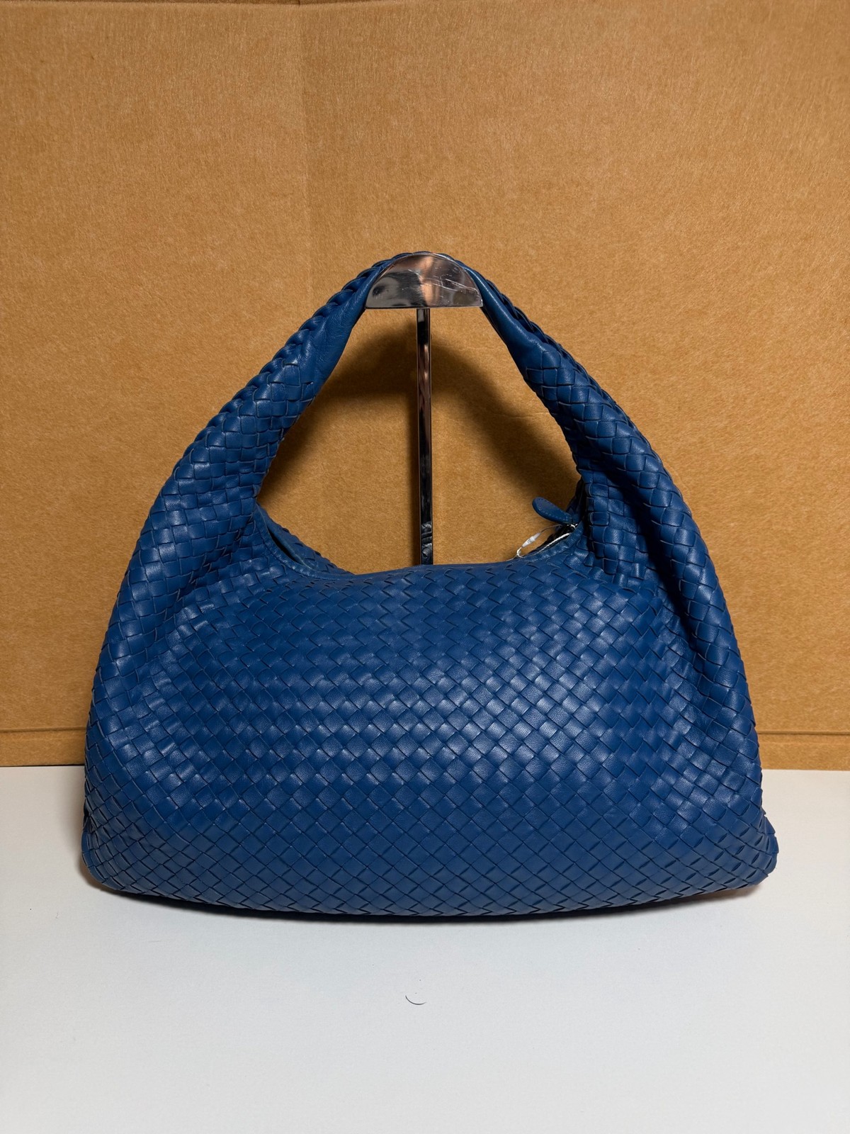 Bottega Veneta Veneta Hobo Large Blue Intrecciato Woven Leather Shoulder Bag Bottega Veneta Veneta Hobo Large Blue Intrecciato Woven Leather Shoulder Bag