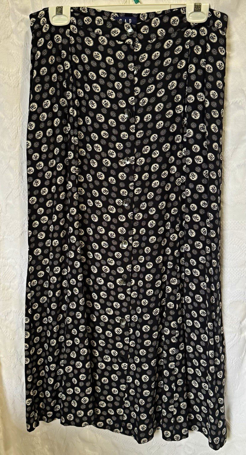 Vintage GAP Black White A-Line Midi Skirt THIS HAS POCKETS Vintage GAP Black White A-Line Midi Skirt THIS HAS POCKETS