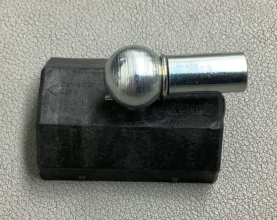 Balluff Transducer Micropulse Magnet BTL5-F-2814-1S (b636)