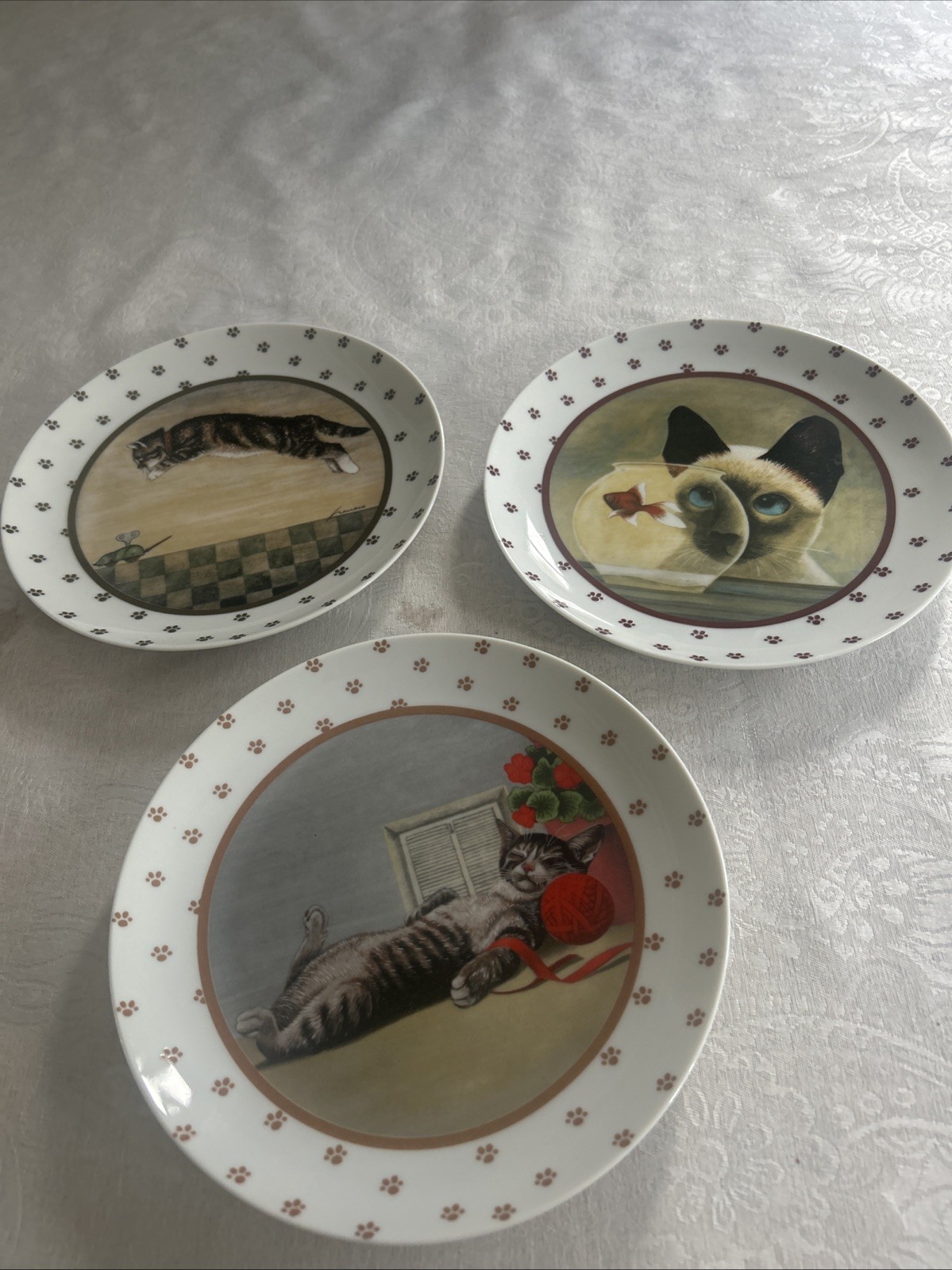 Vintage 1986 Lowell Herrero Cat Plates – Set of 3 – Vandor Japan